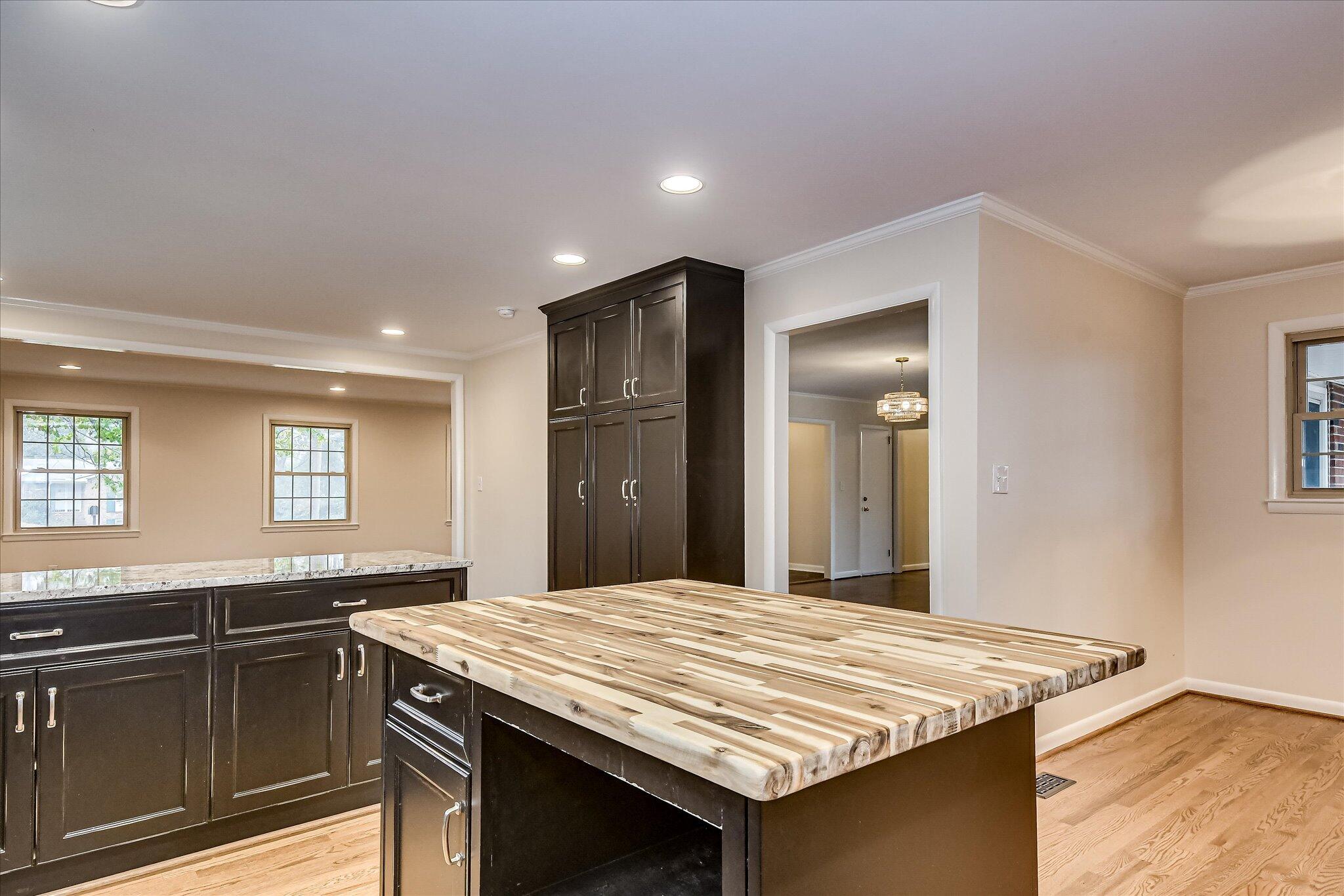 2225 Morningside Drive