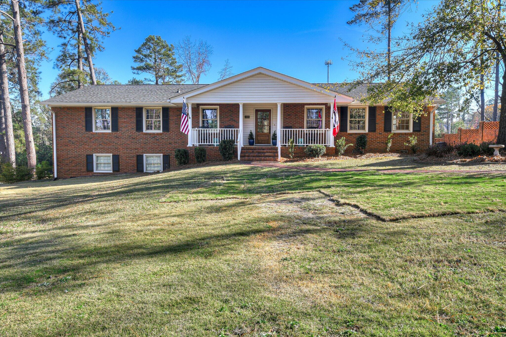2225 Morningside Drive