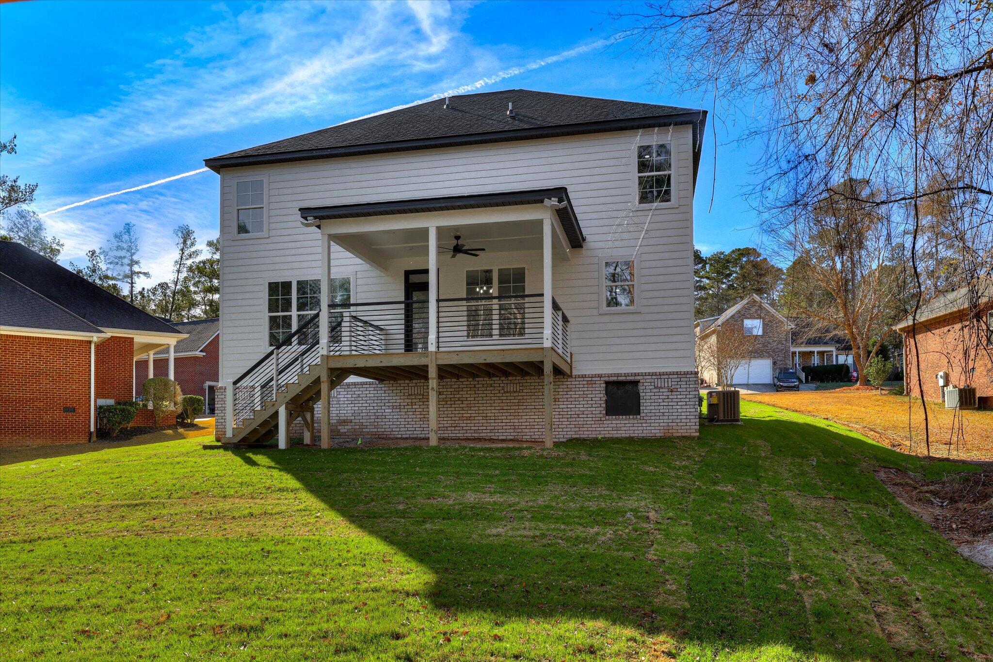 805 Leslie Court