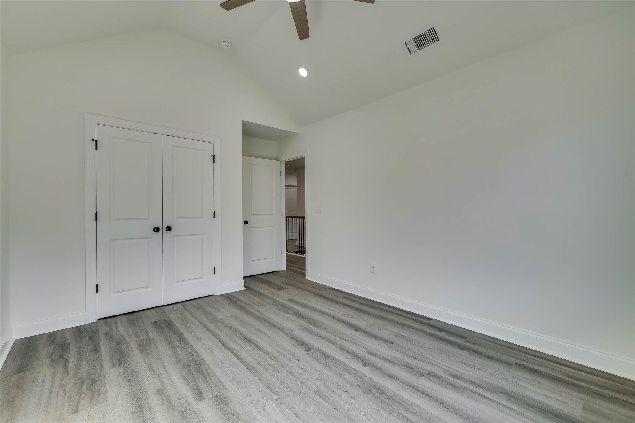 805 Leslie Court