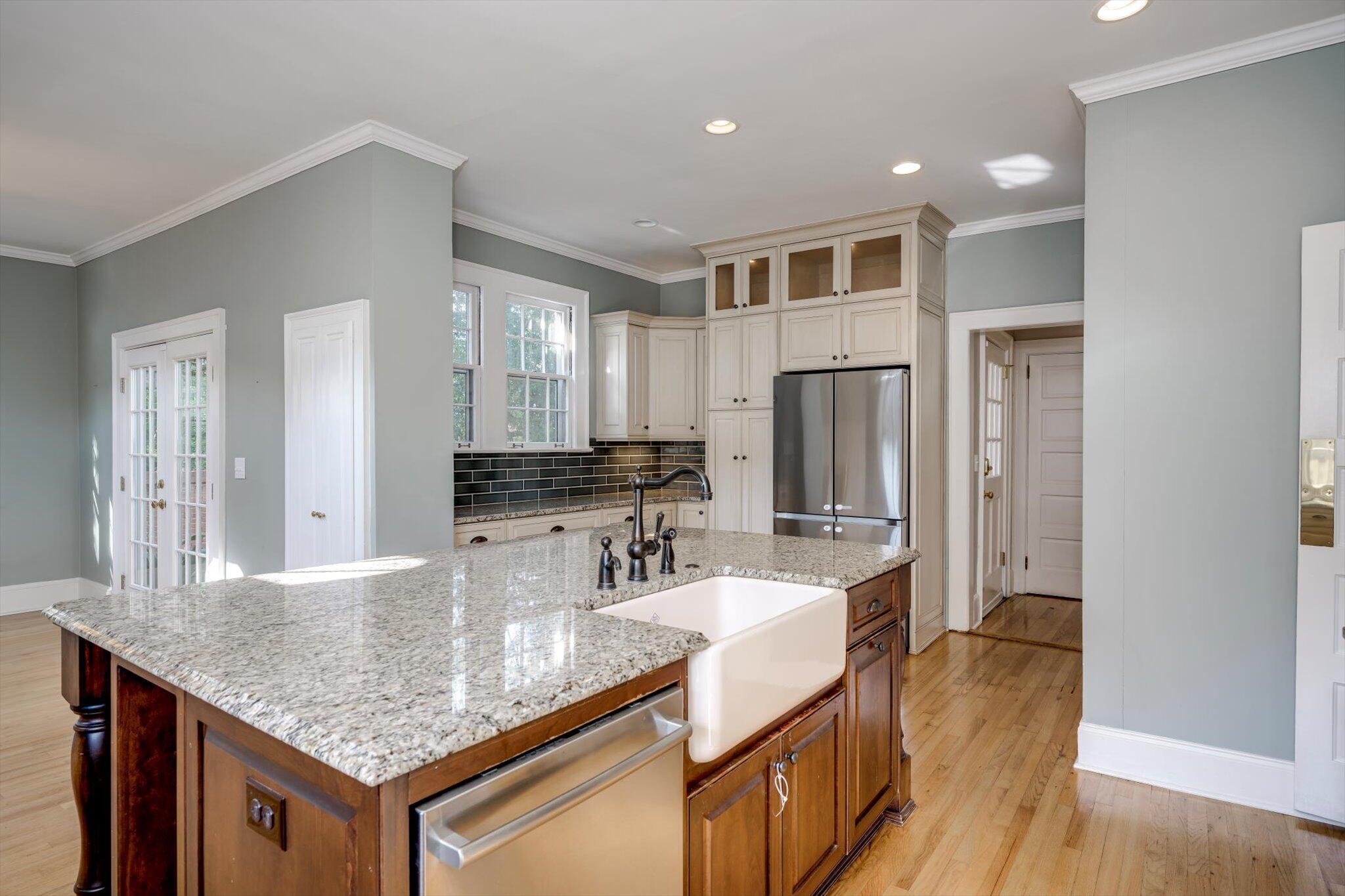 1117 Highland Avenue