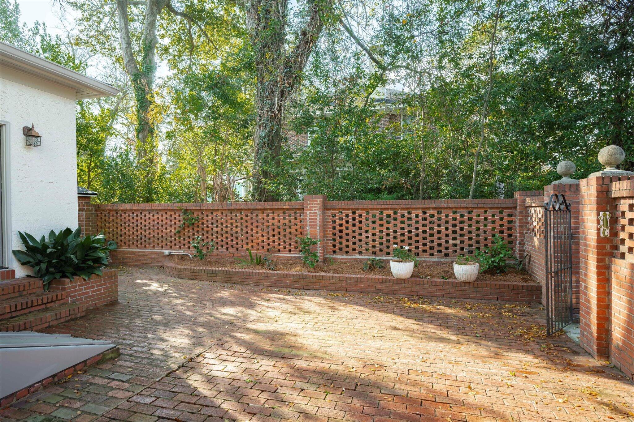 1117 Highland Avenue