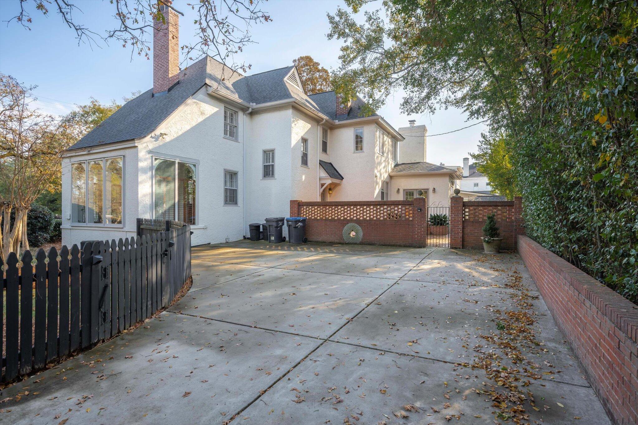 1117 Highland Avenue