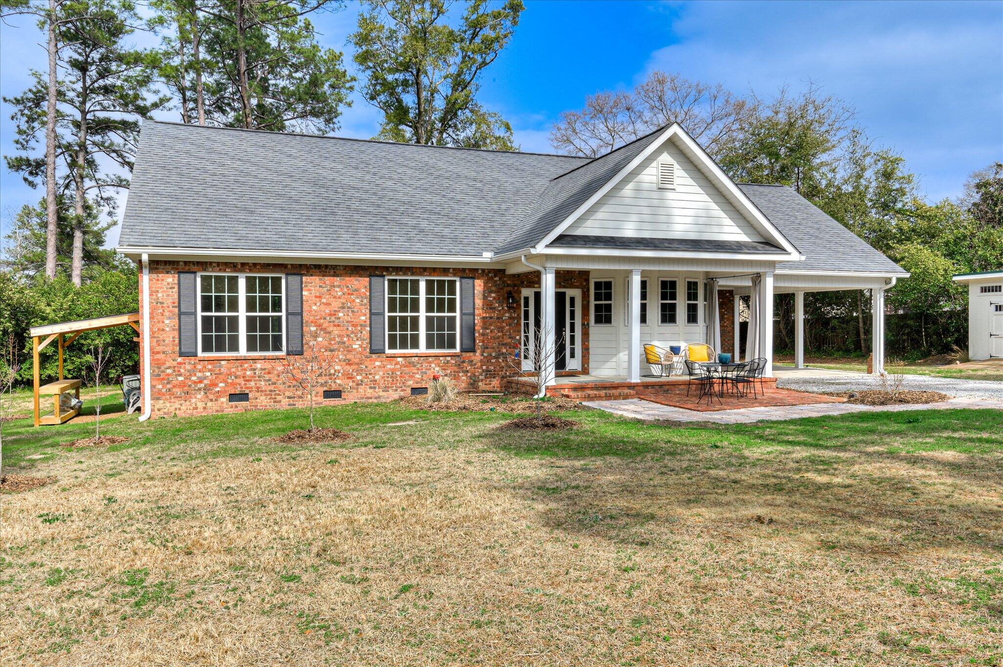1223 Reid Road