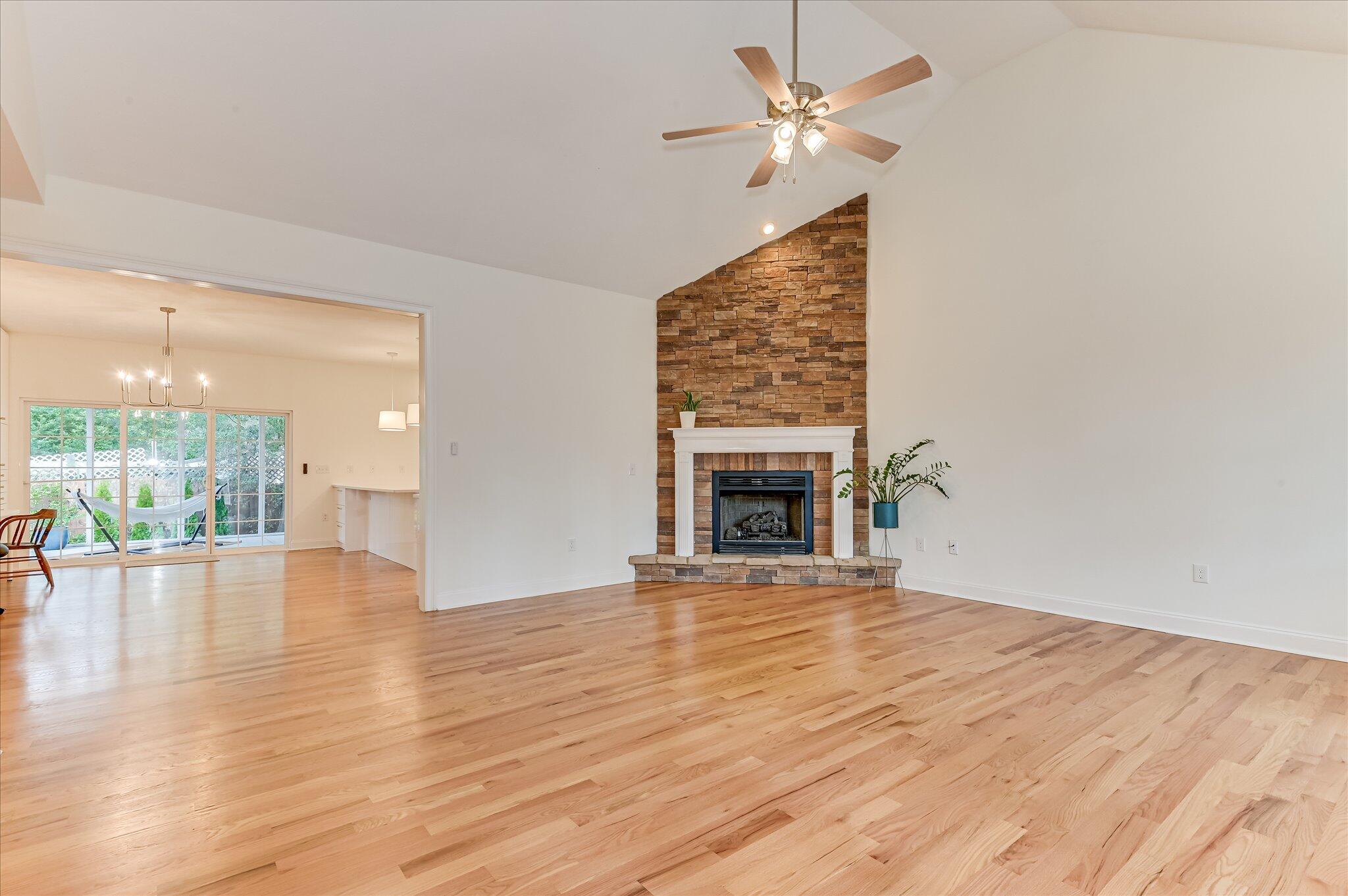 1223 Reid Road