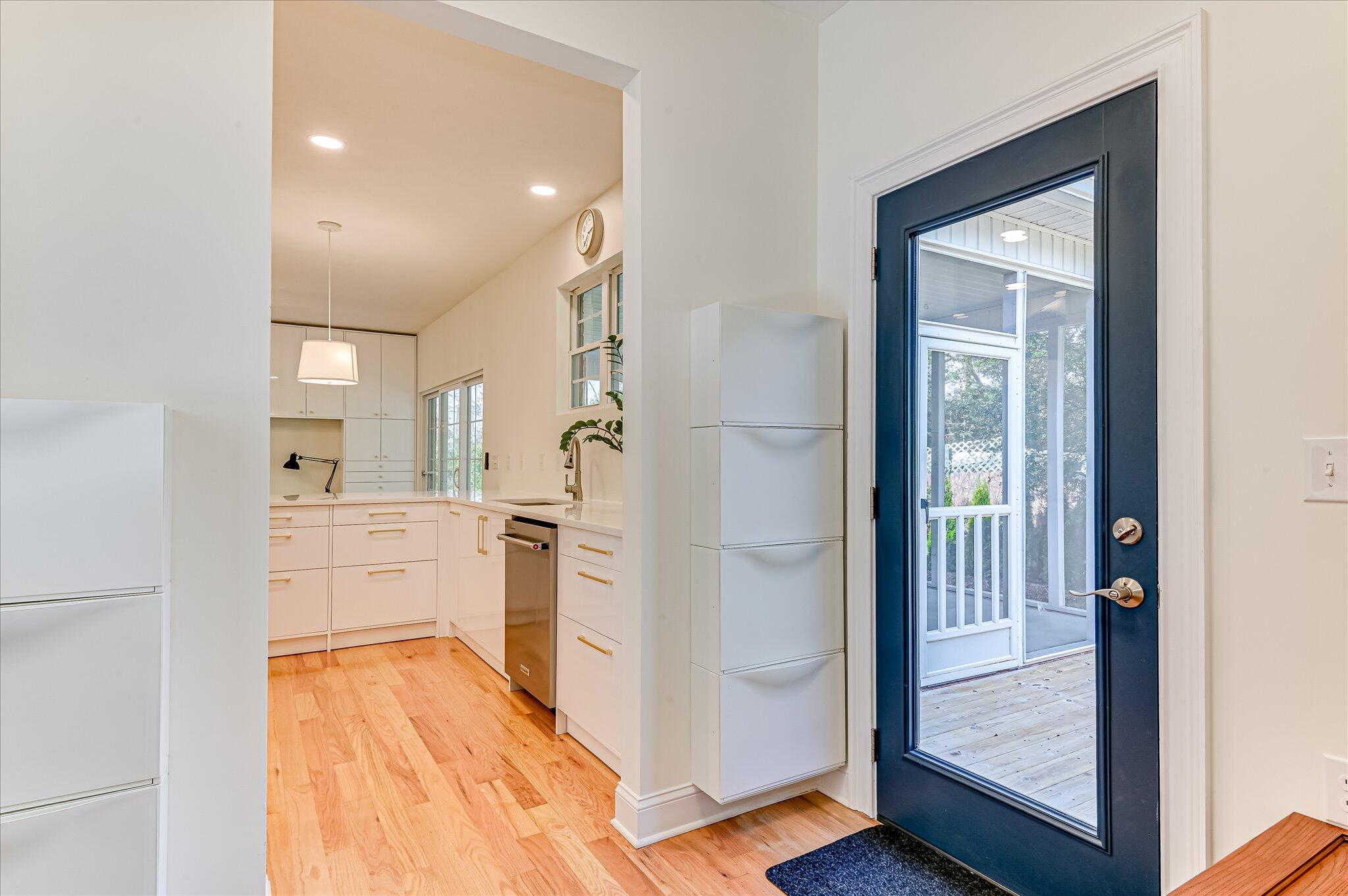 1223 Reid Road