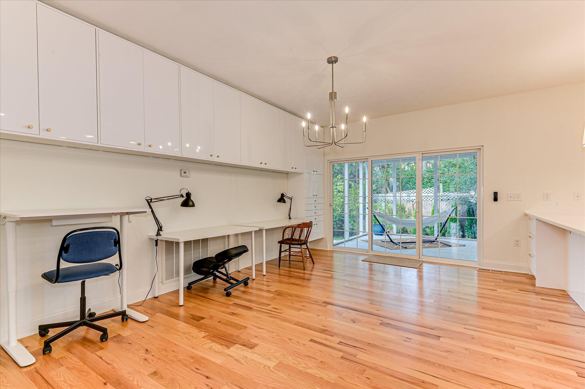 1223 Reid Road