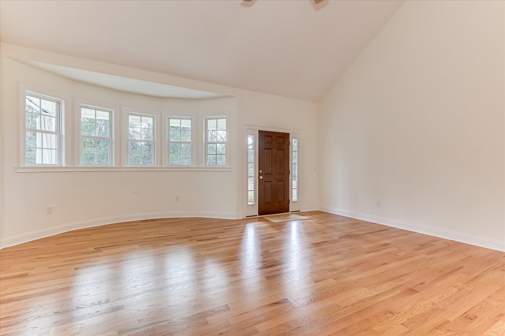 1223 Reid Road