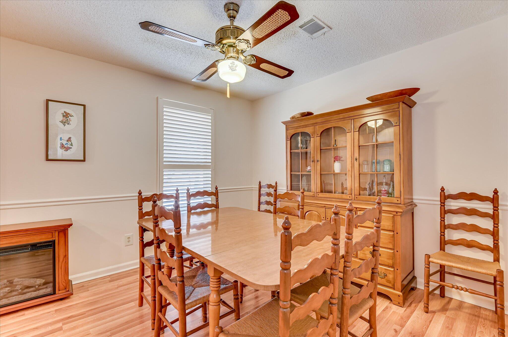 193 Creek View Circle