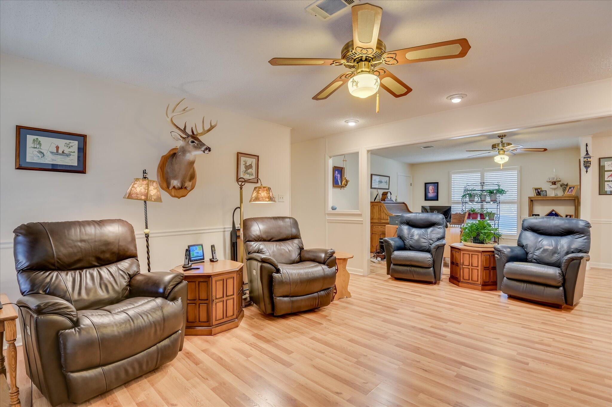 193 Creek View Circle