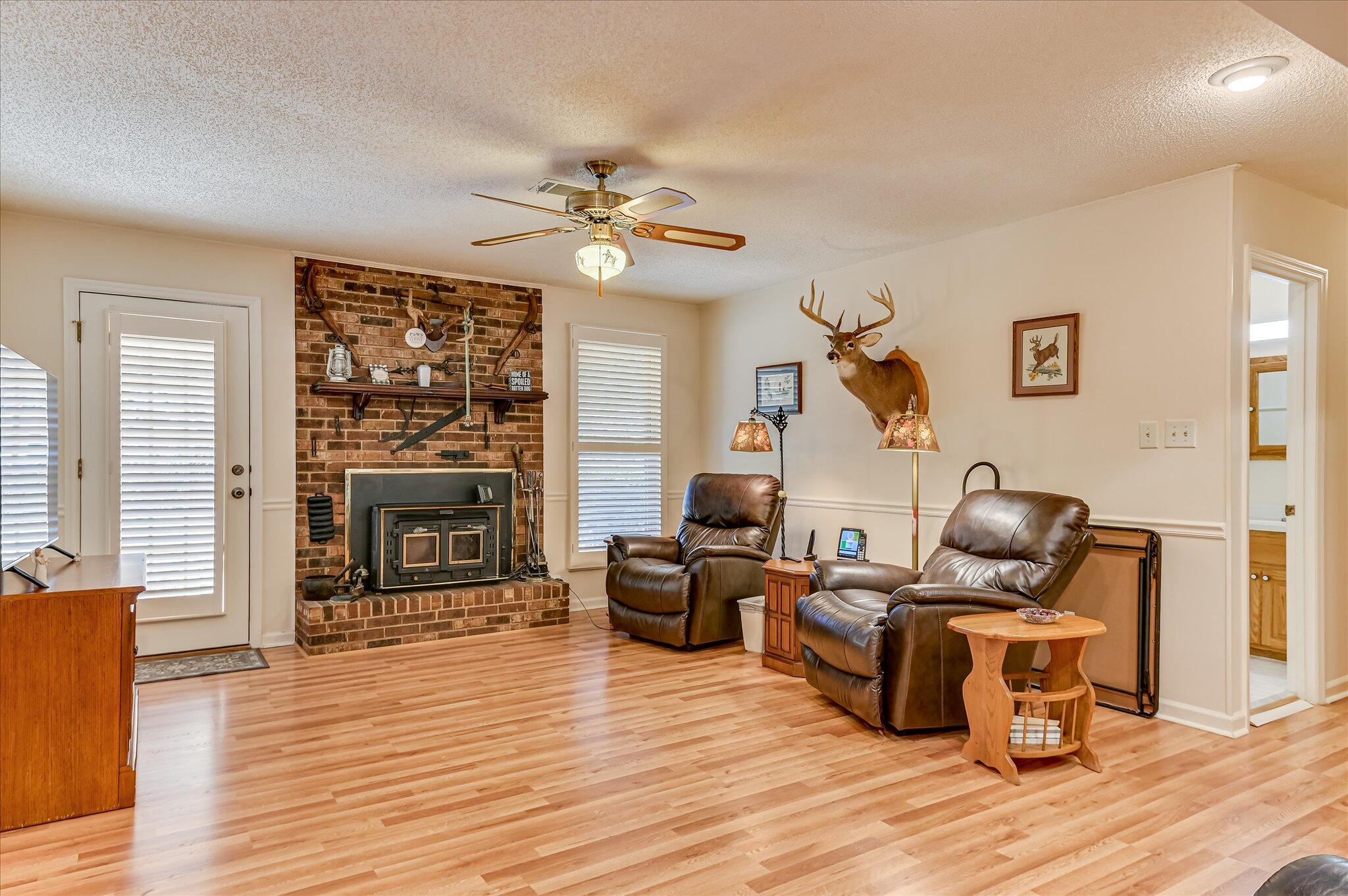 193 Creek View Circle