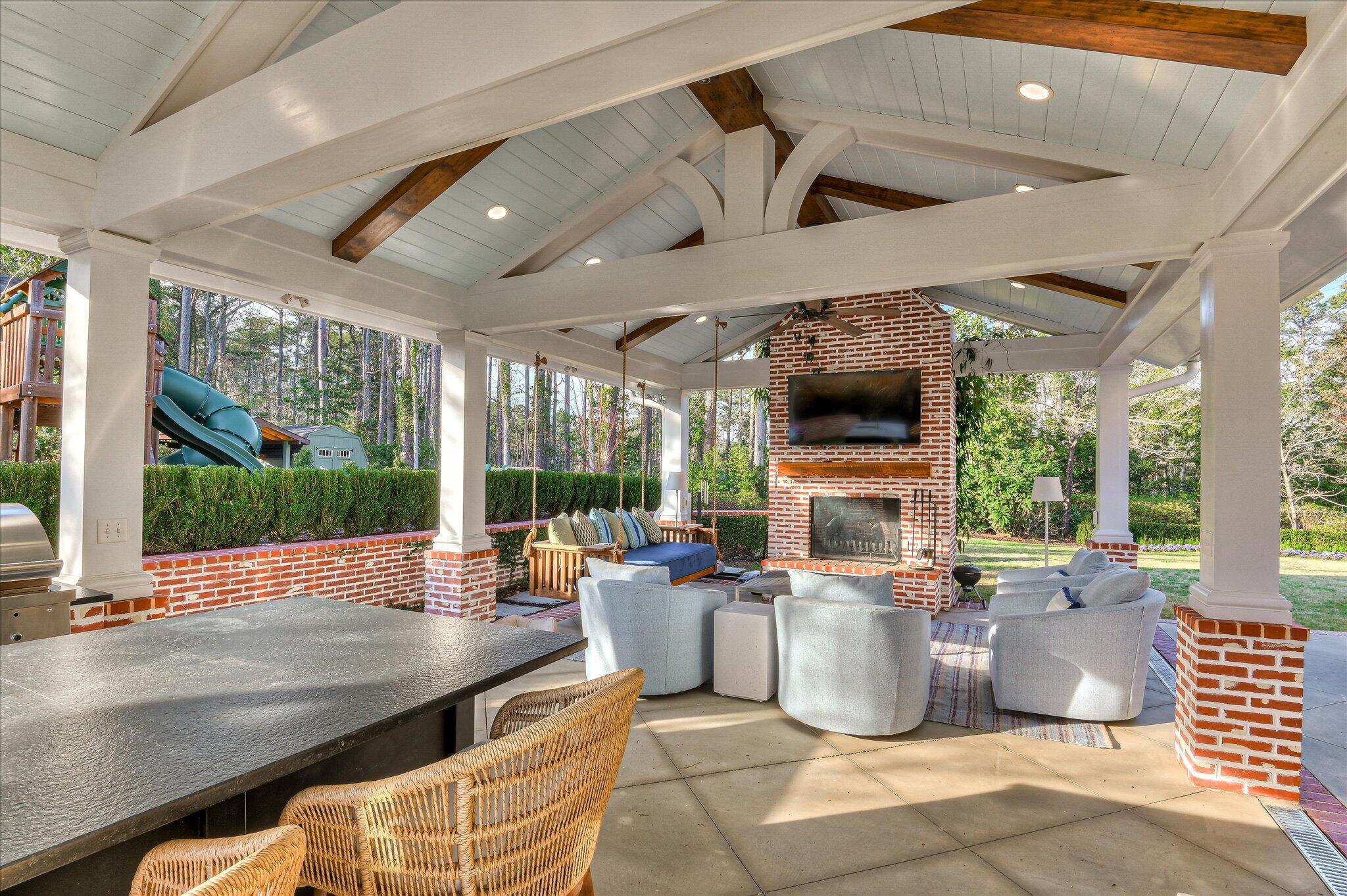 1 Summerville Lane