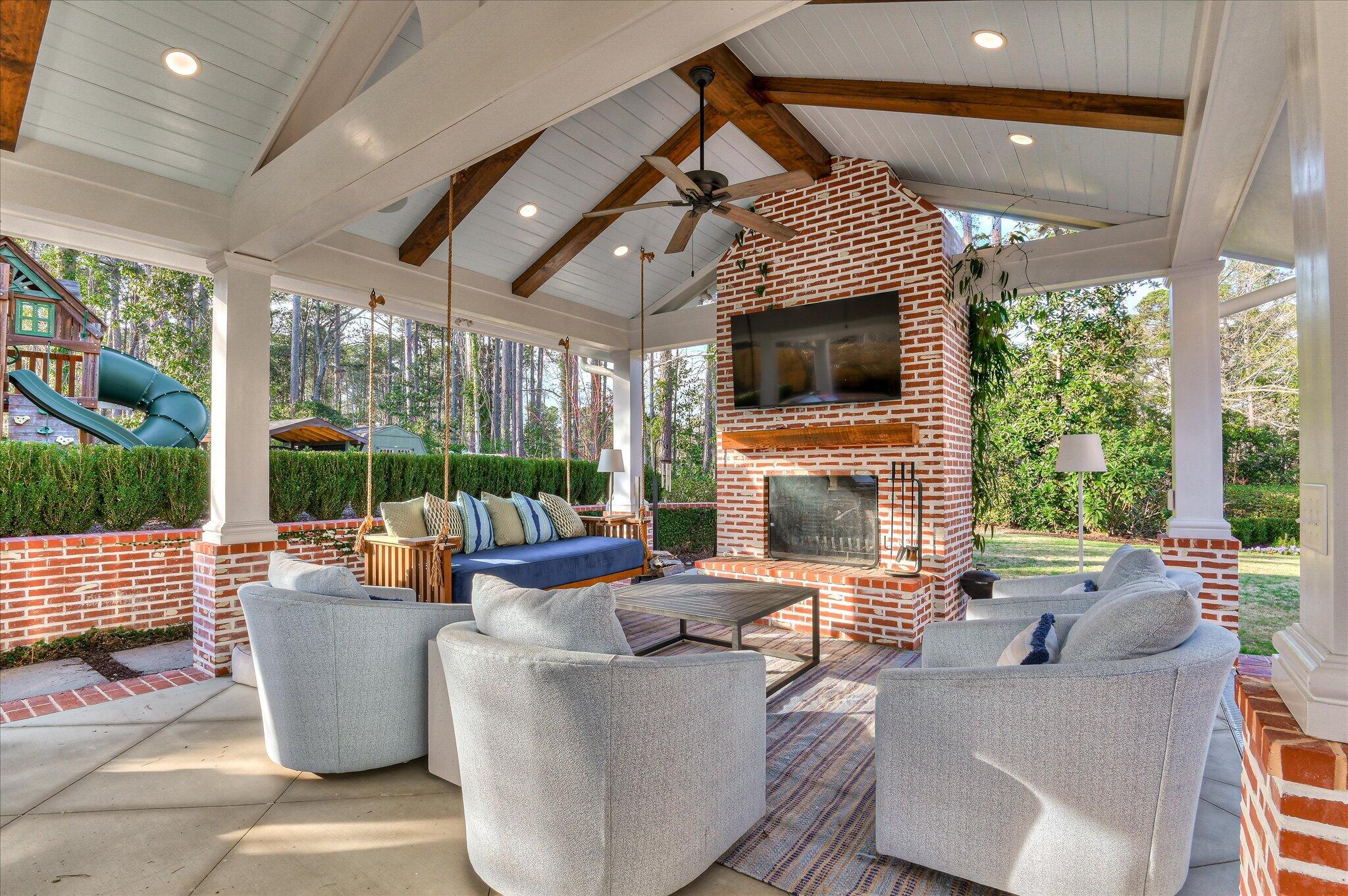 1 Summerville Lane