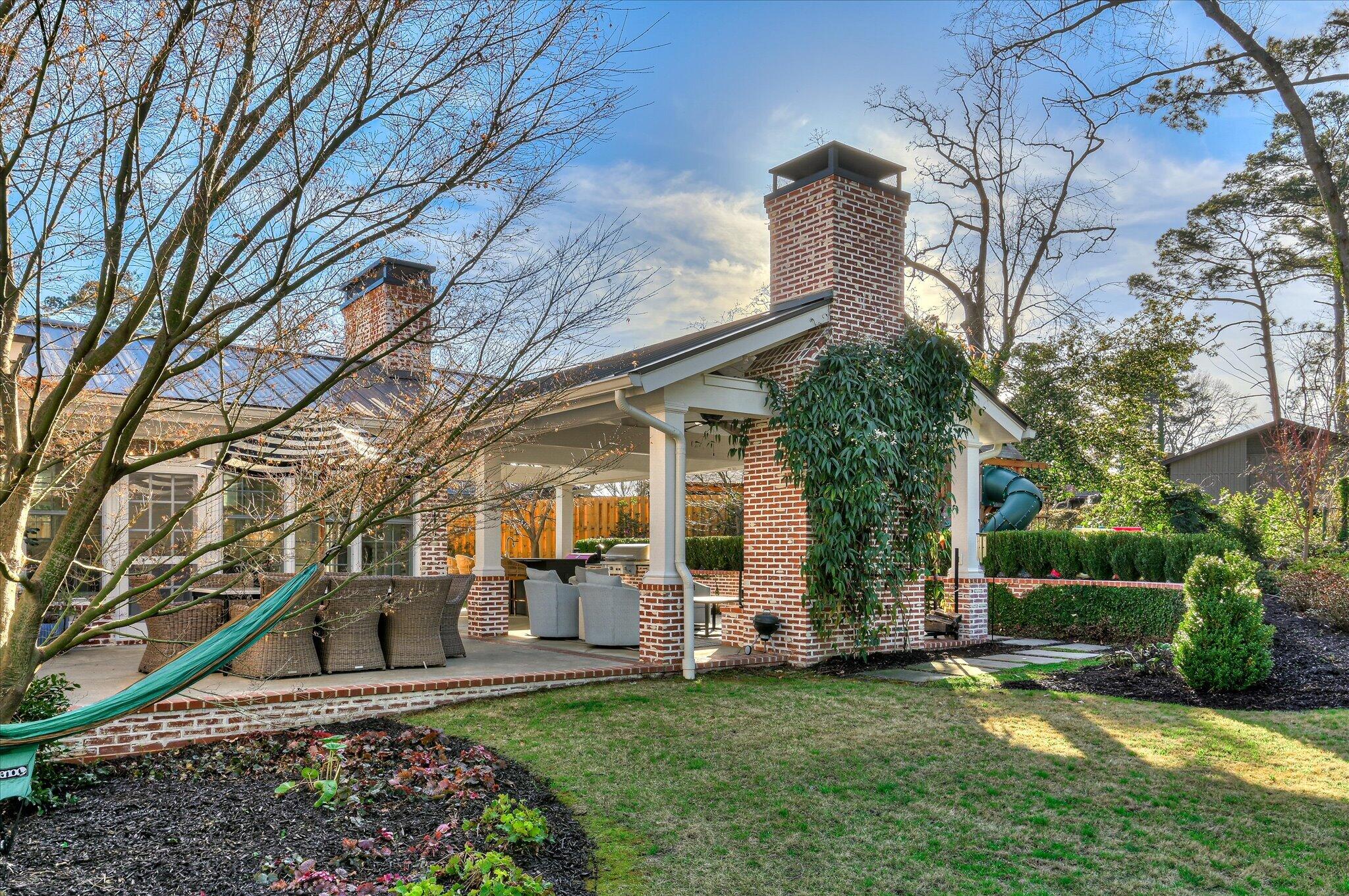 1 Summerville Lane