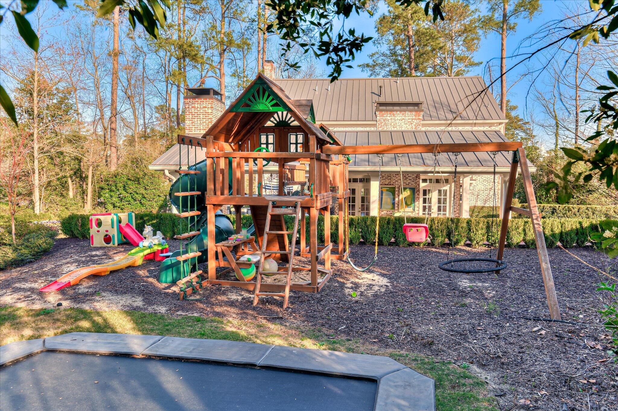 1 Summerville Lane
