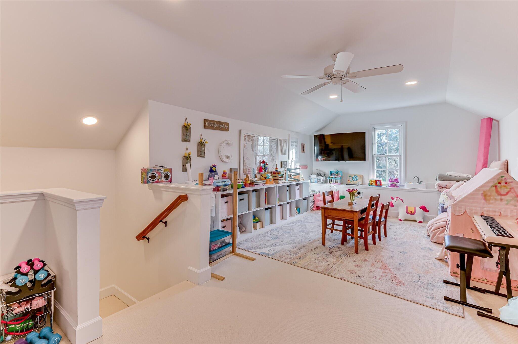 1 Summerville Lane