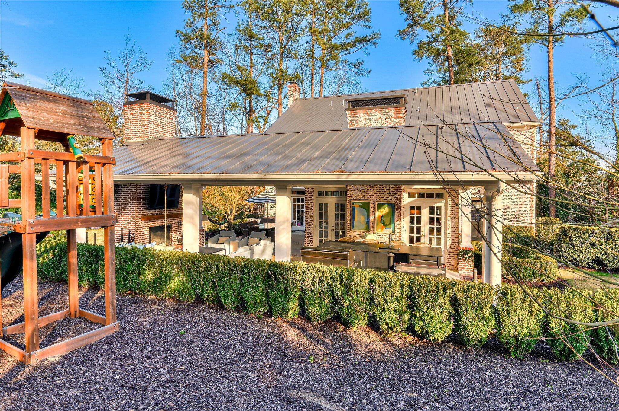 1 Summerville Lane
