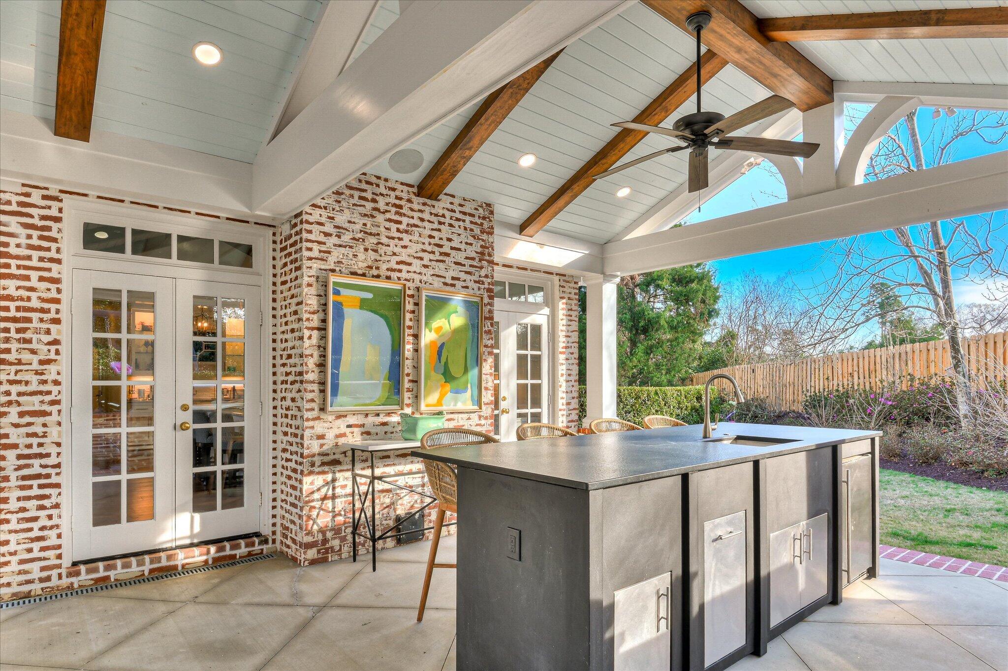 1 Summerville Lane