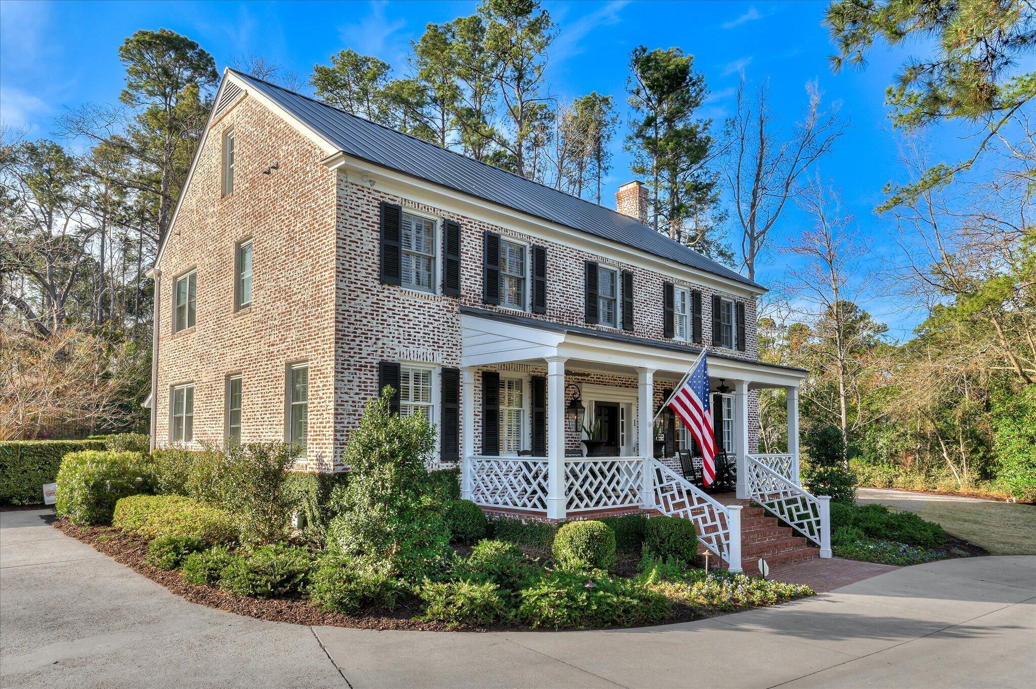 1 Summerville Lane