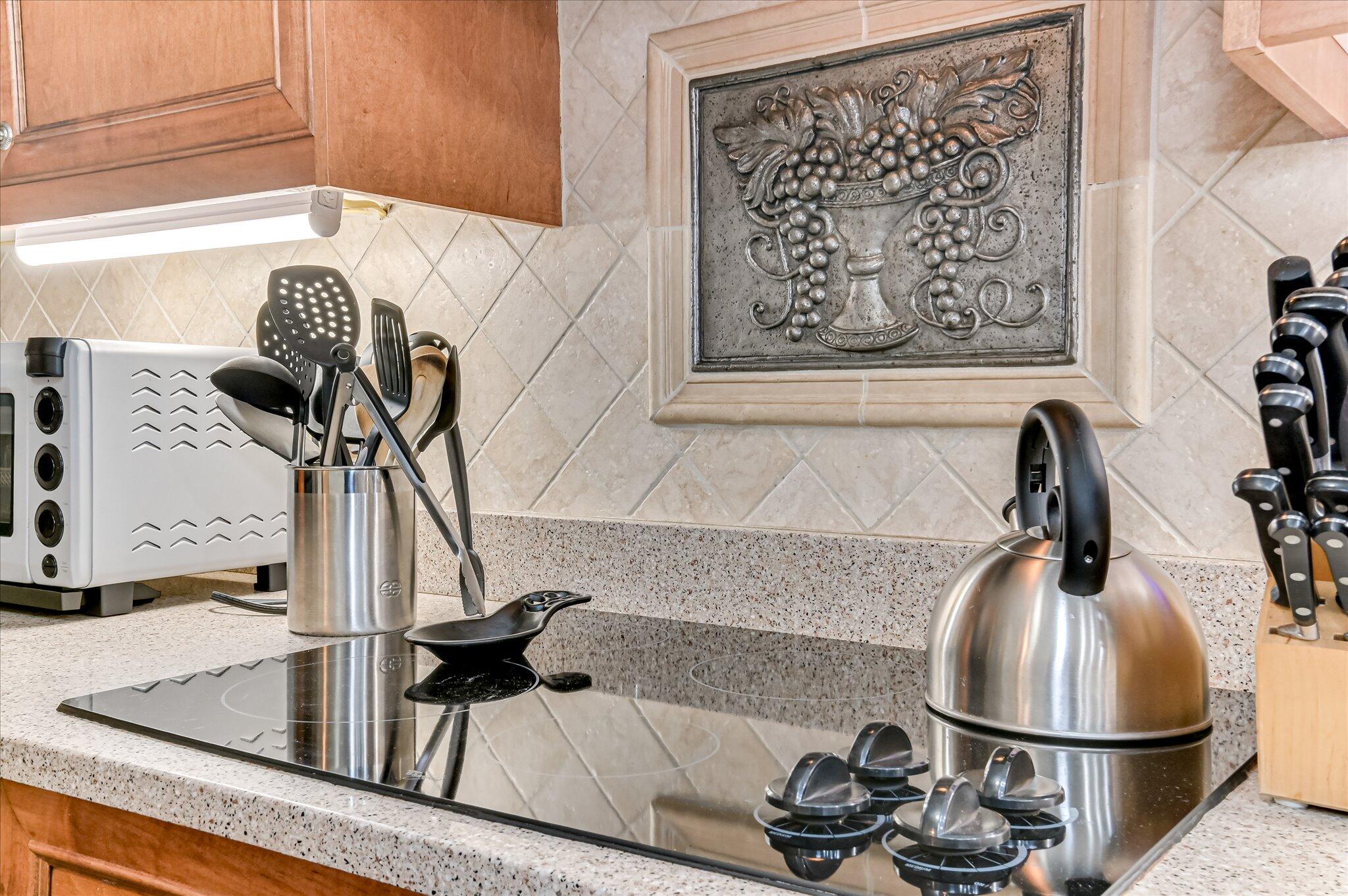 2502 Amberley Pass