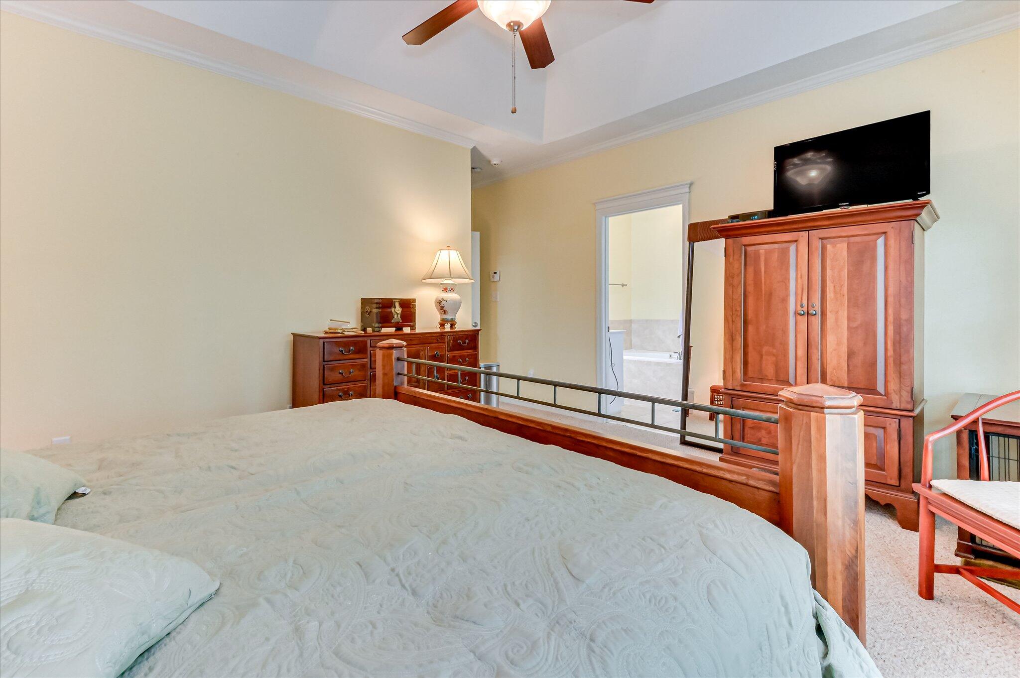 2502 Amberley Pass