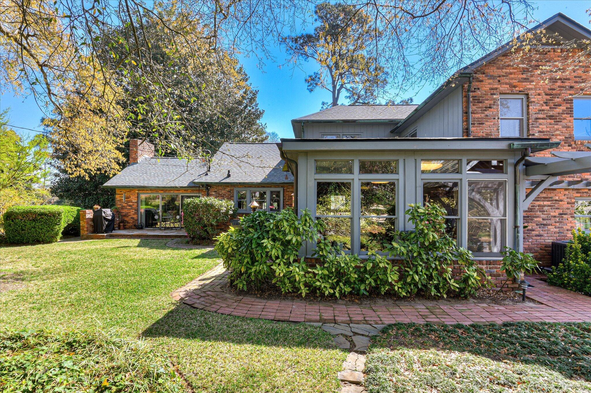 2214 Morningside Drive