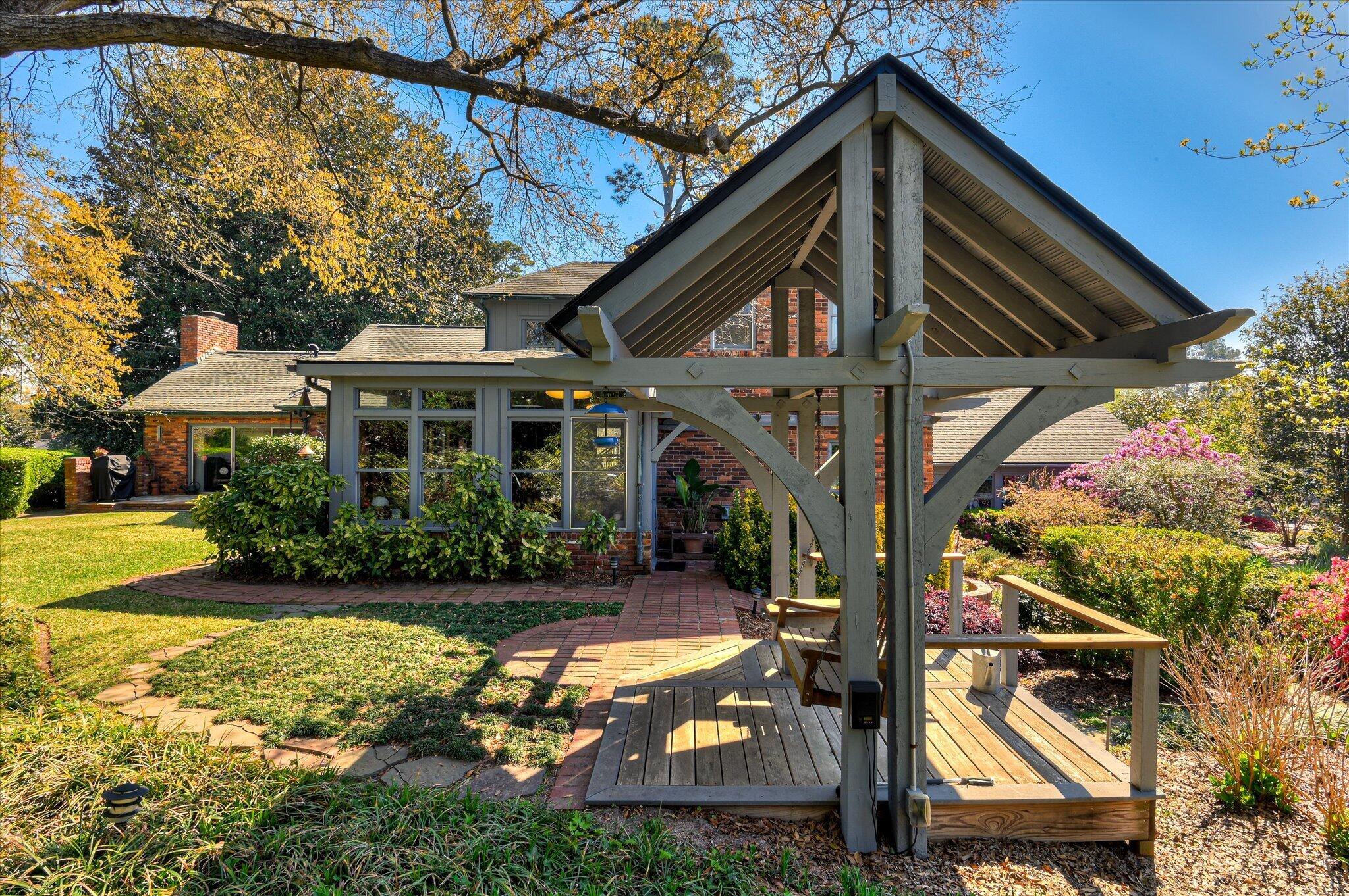 2214 Morningside Drive