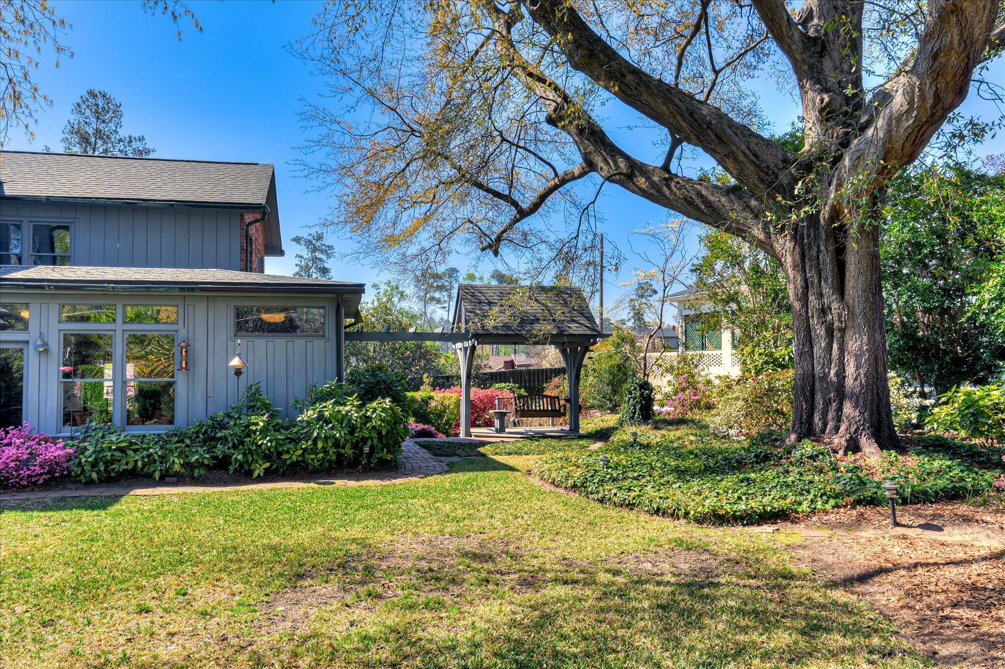 2214 Morningside Drive