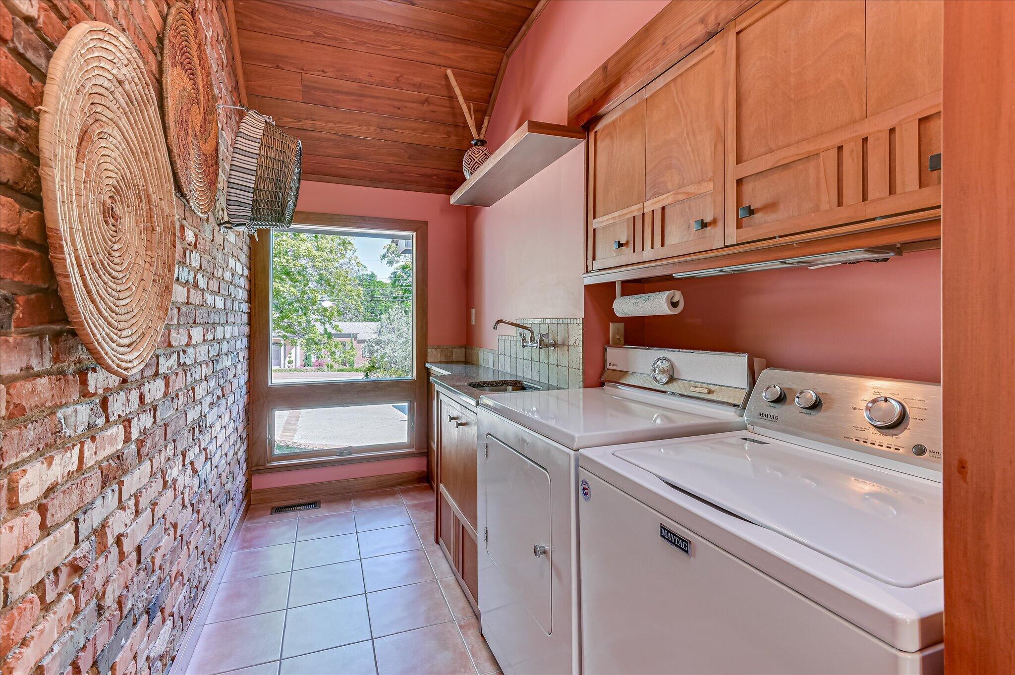 2214 Morningside Drive