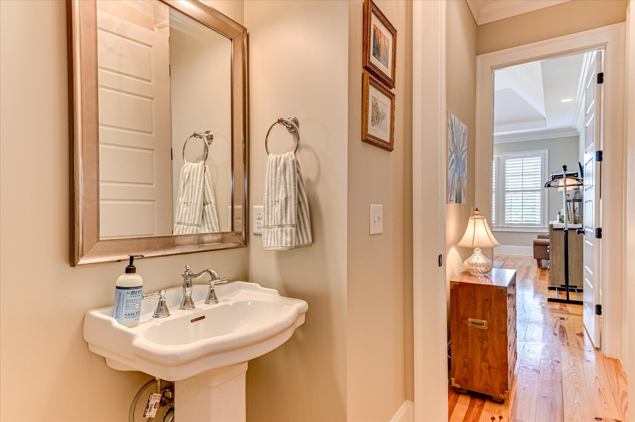 304 Hornsby Lane