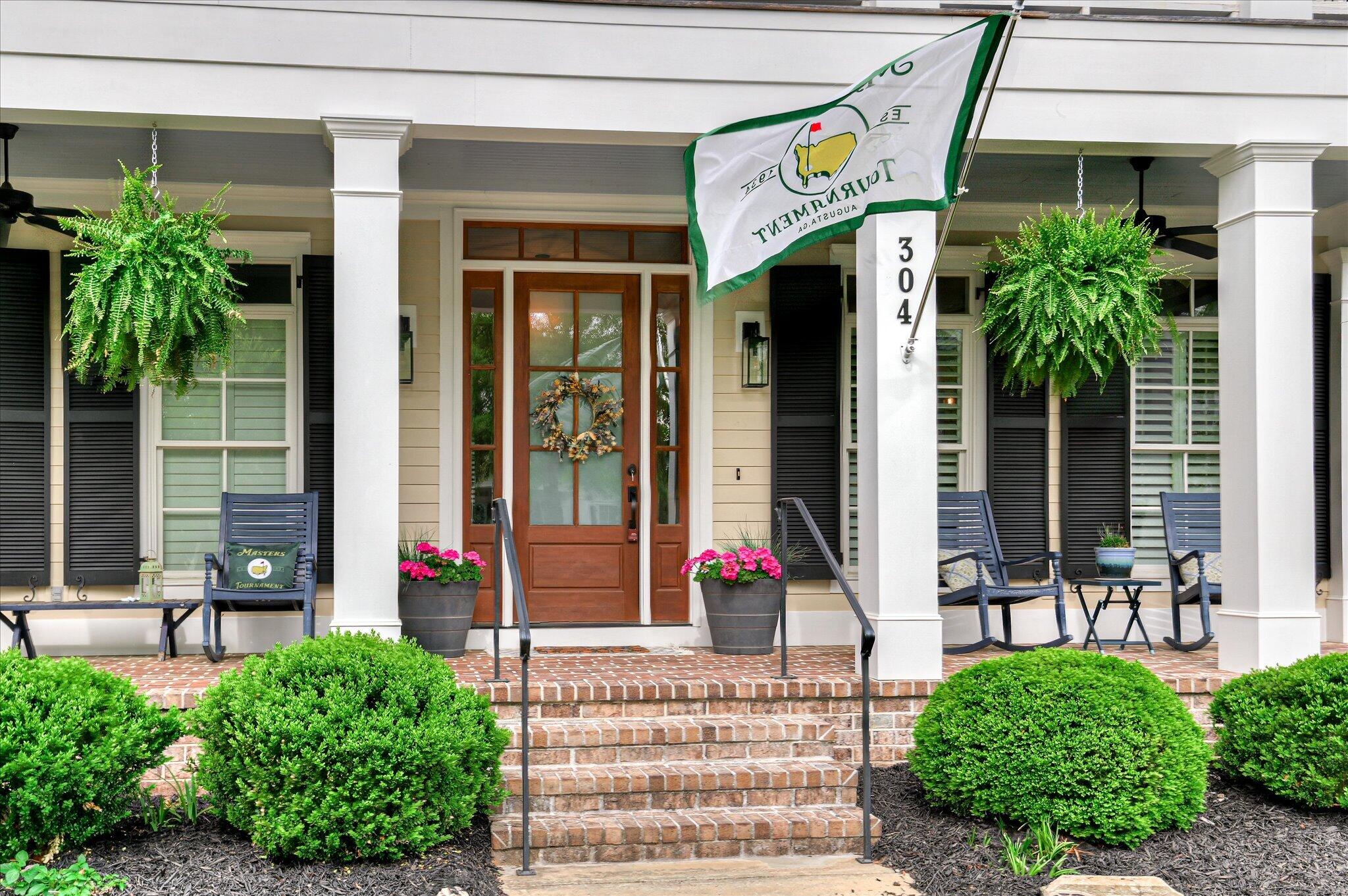 304 Hornsby Lane
