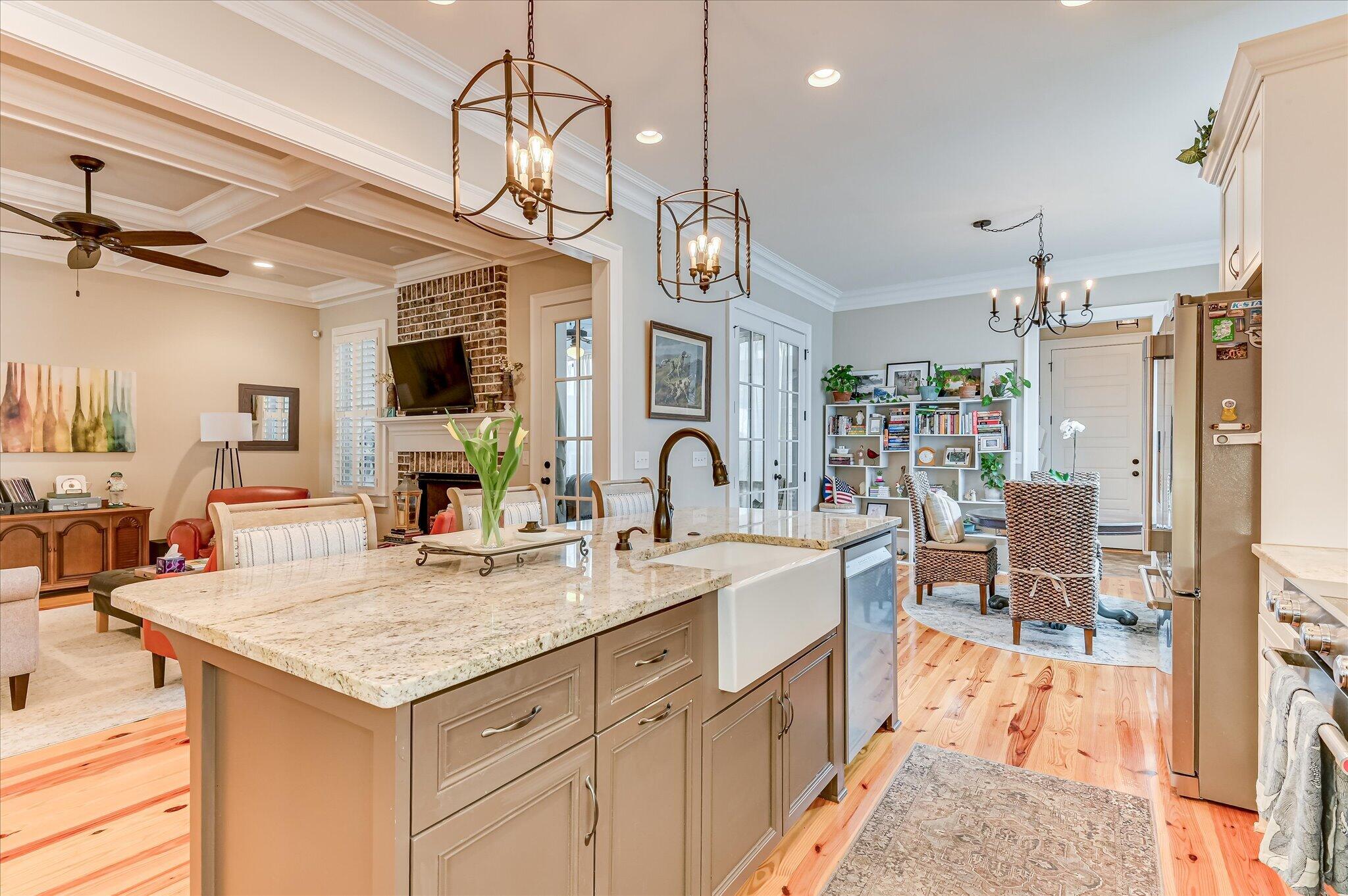 304 Hornsby Lane