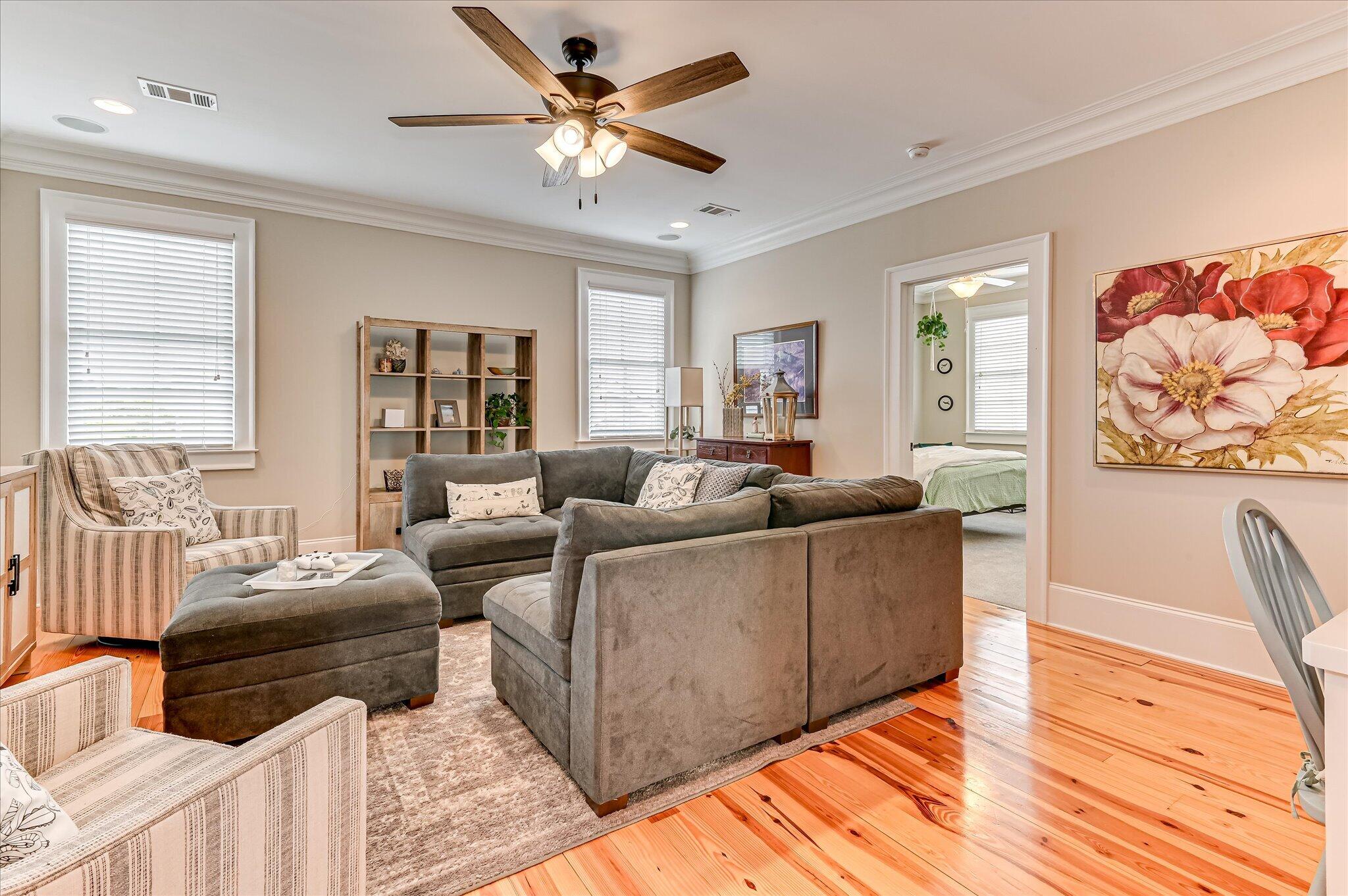 304 Hornsby Lane