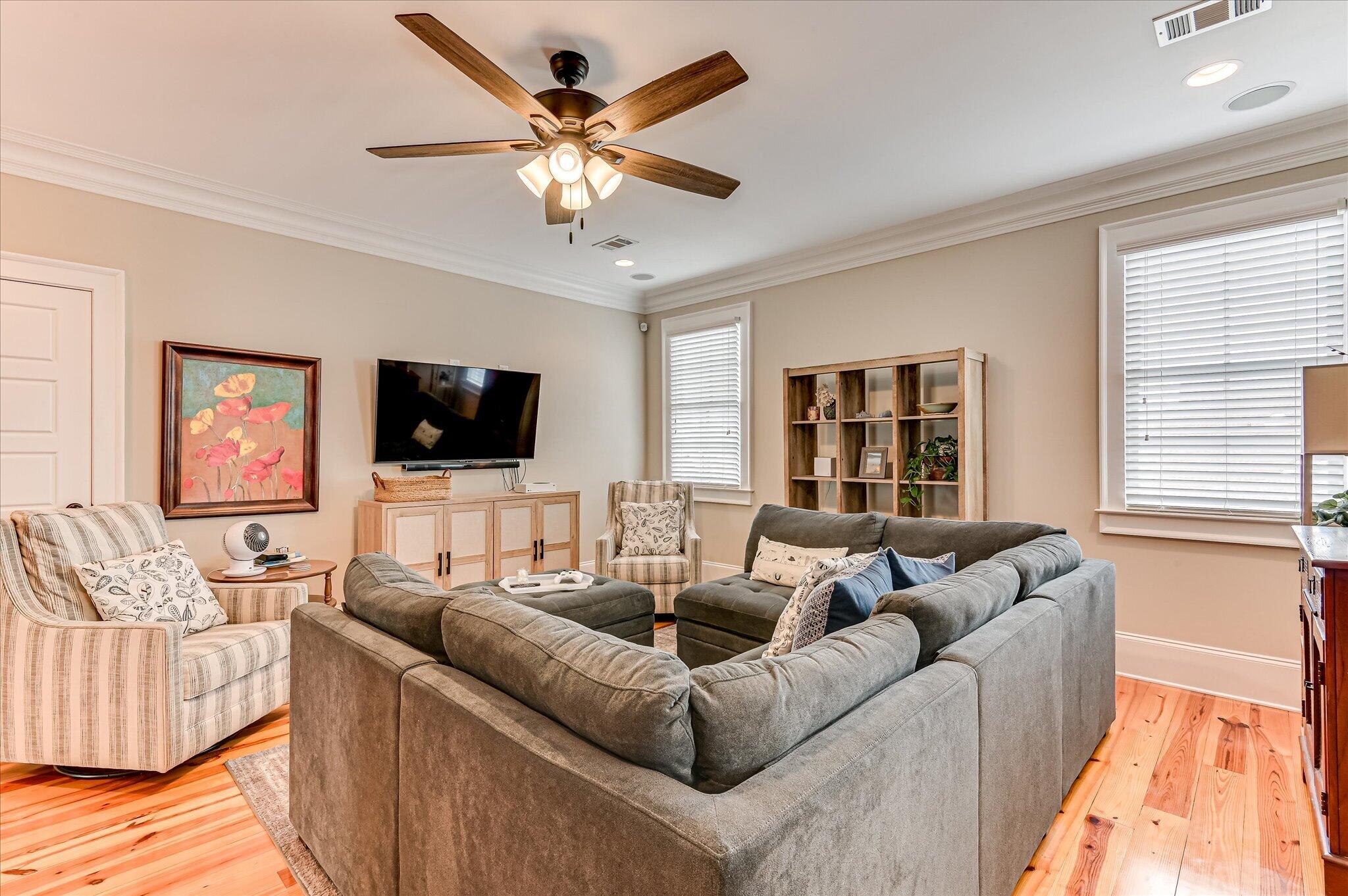 304 Hornsby Lane