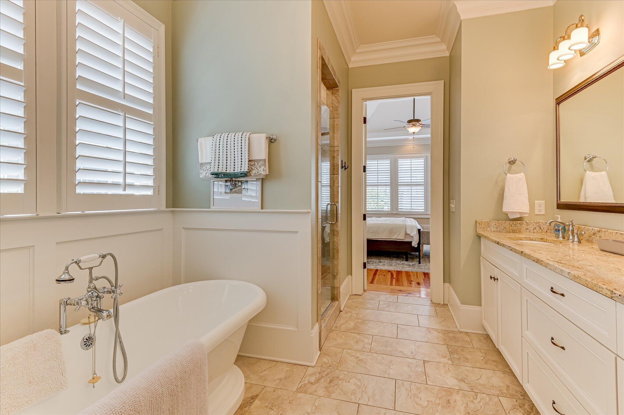 304 Hornsby Lane