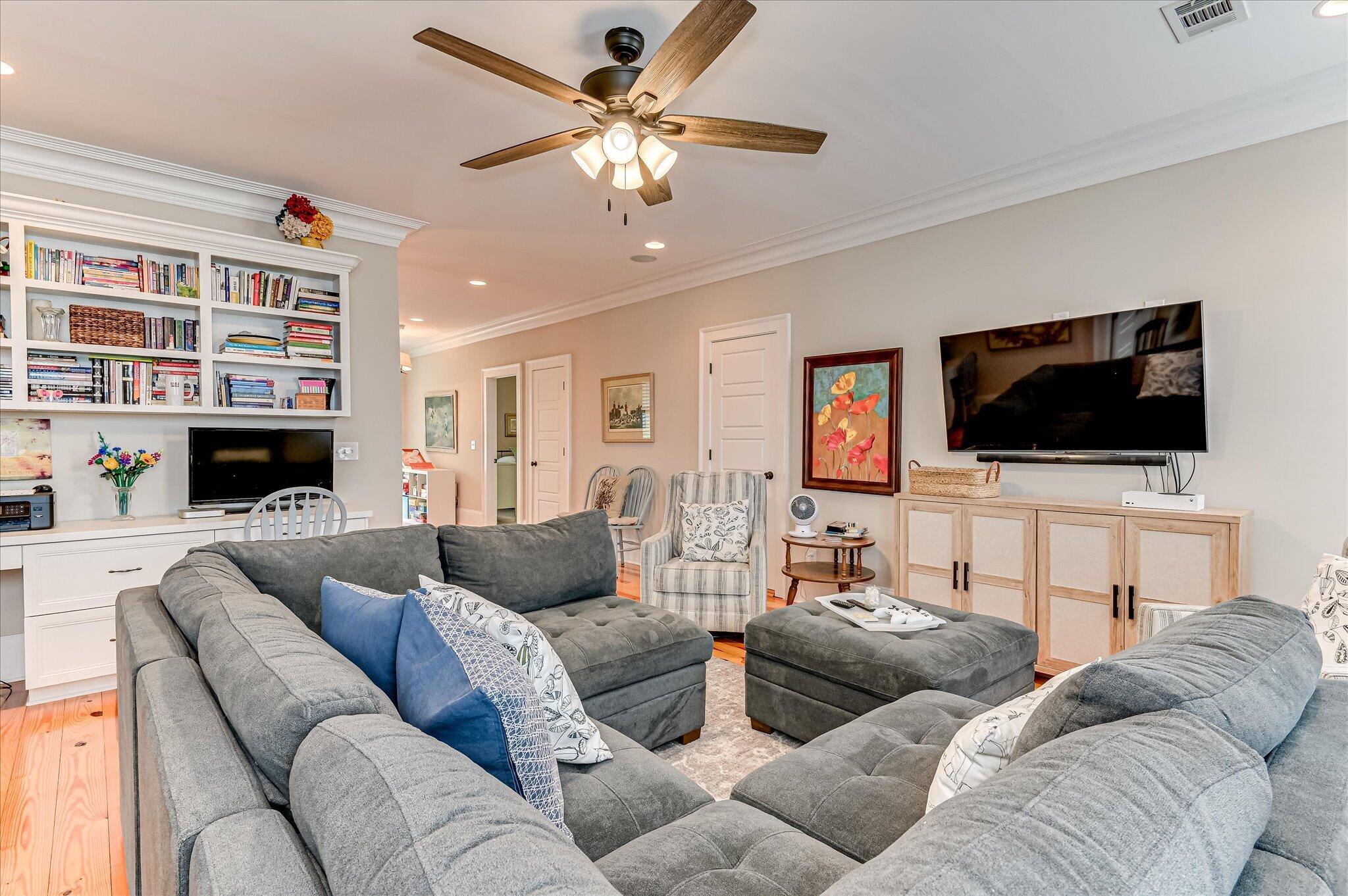304 Hornsby Lane