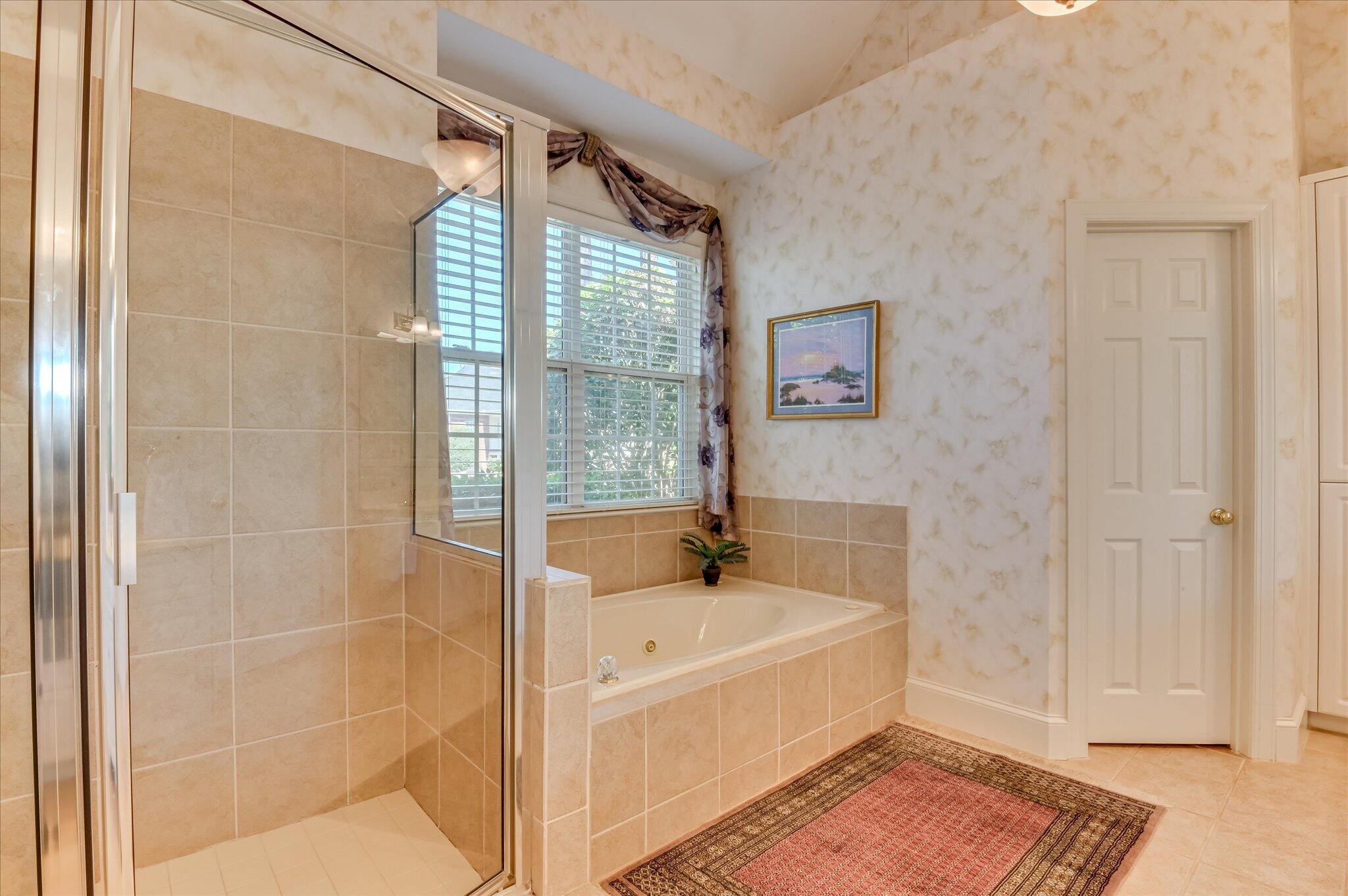 3502 Greenway Drive