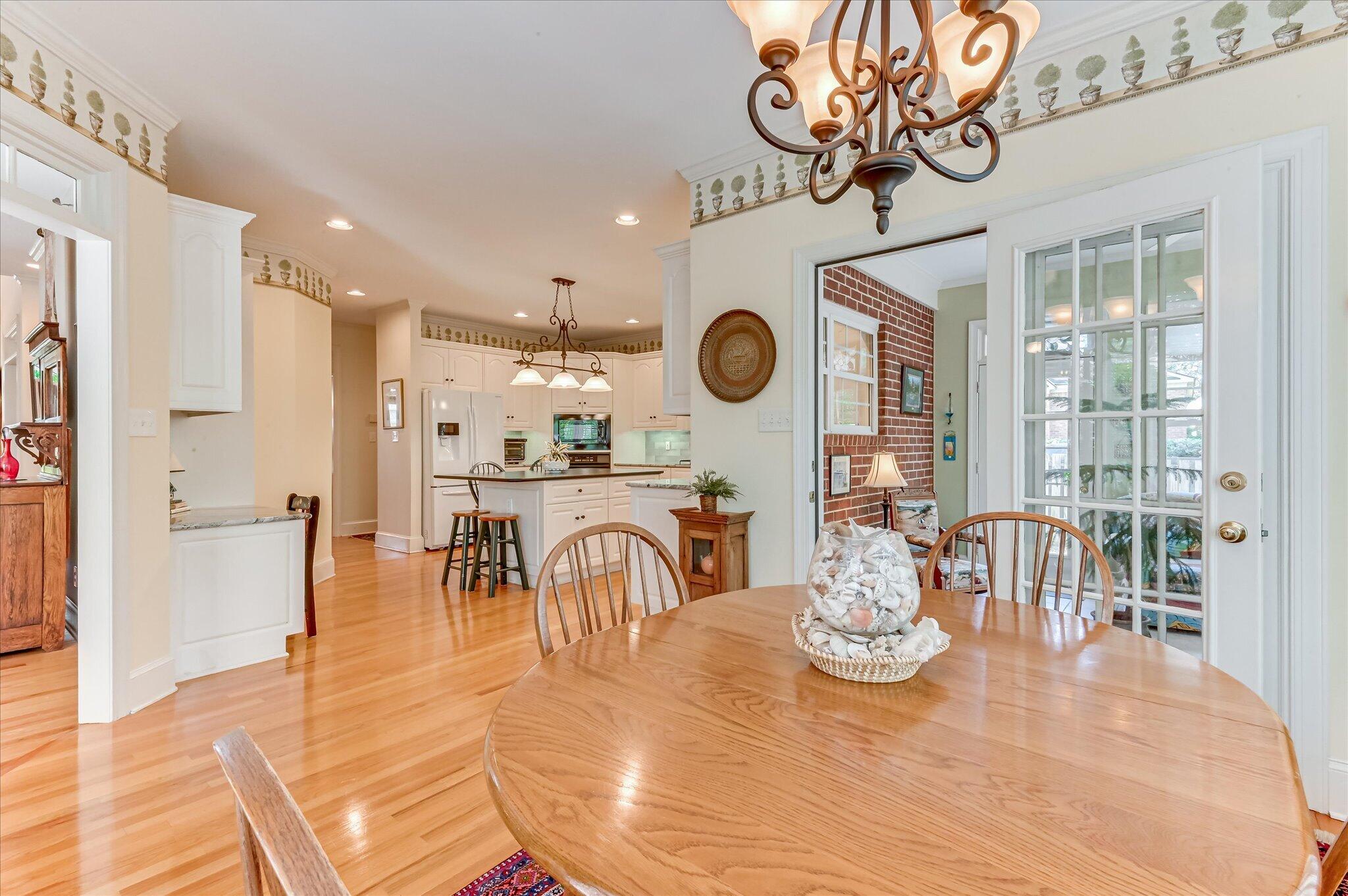 3502 Greenway Drive