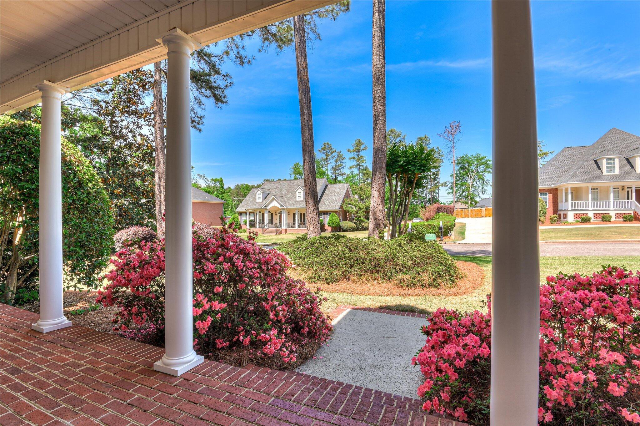 3502 Greenway Drive
