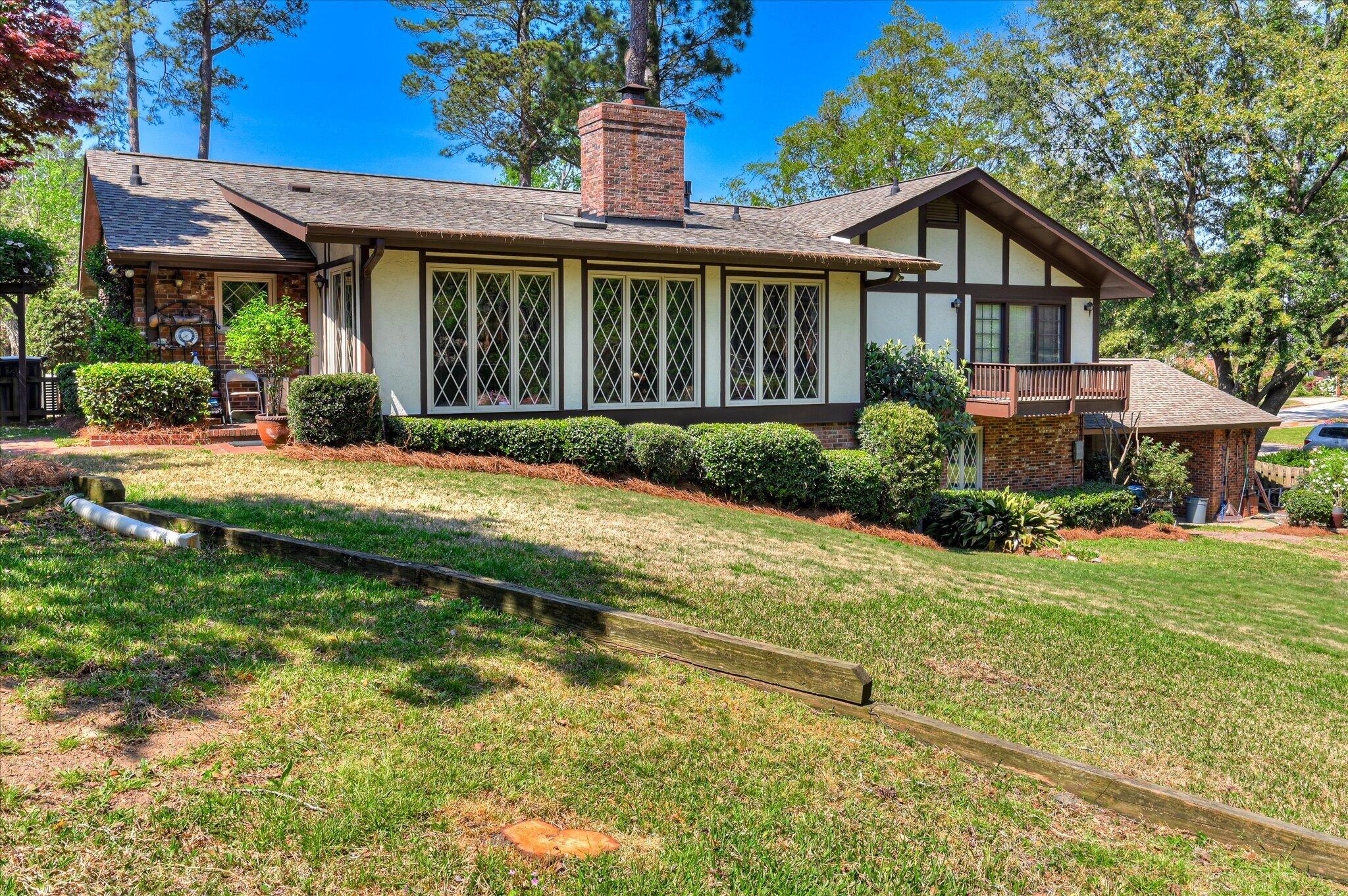 2714 Wellington Drive