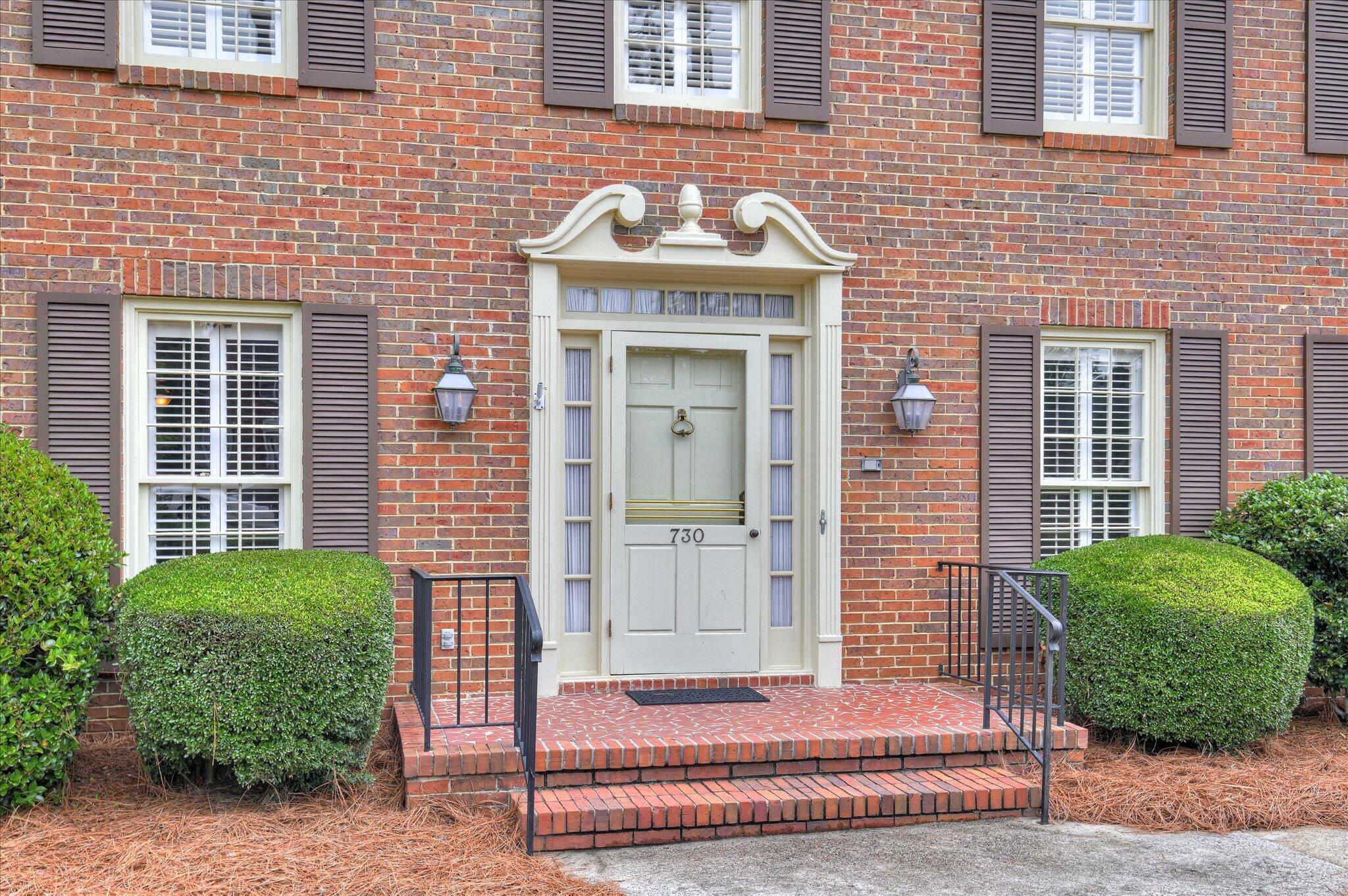 730 Ravenel Road