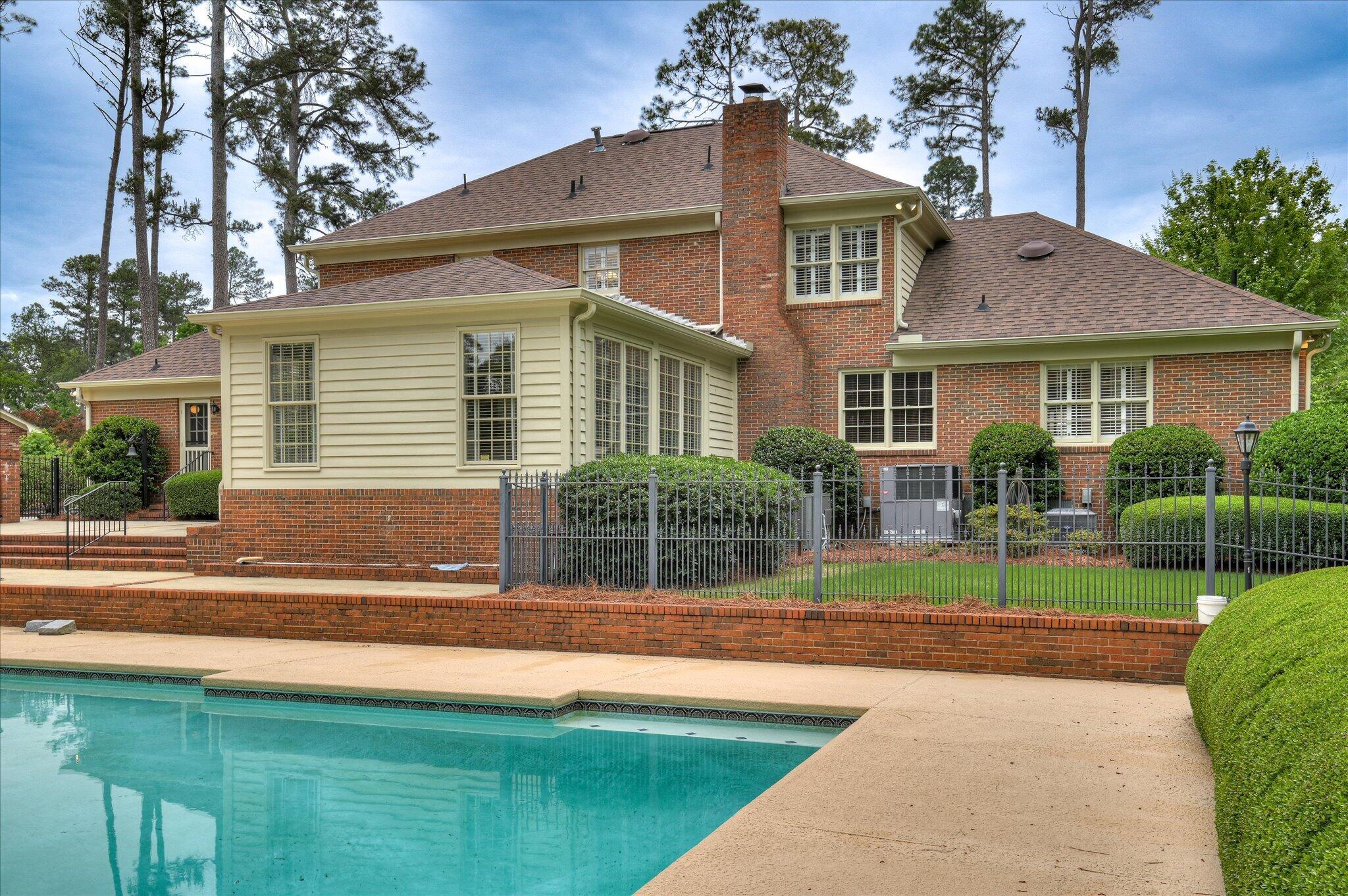 730 Ravenel Road