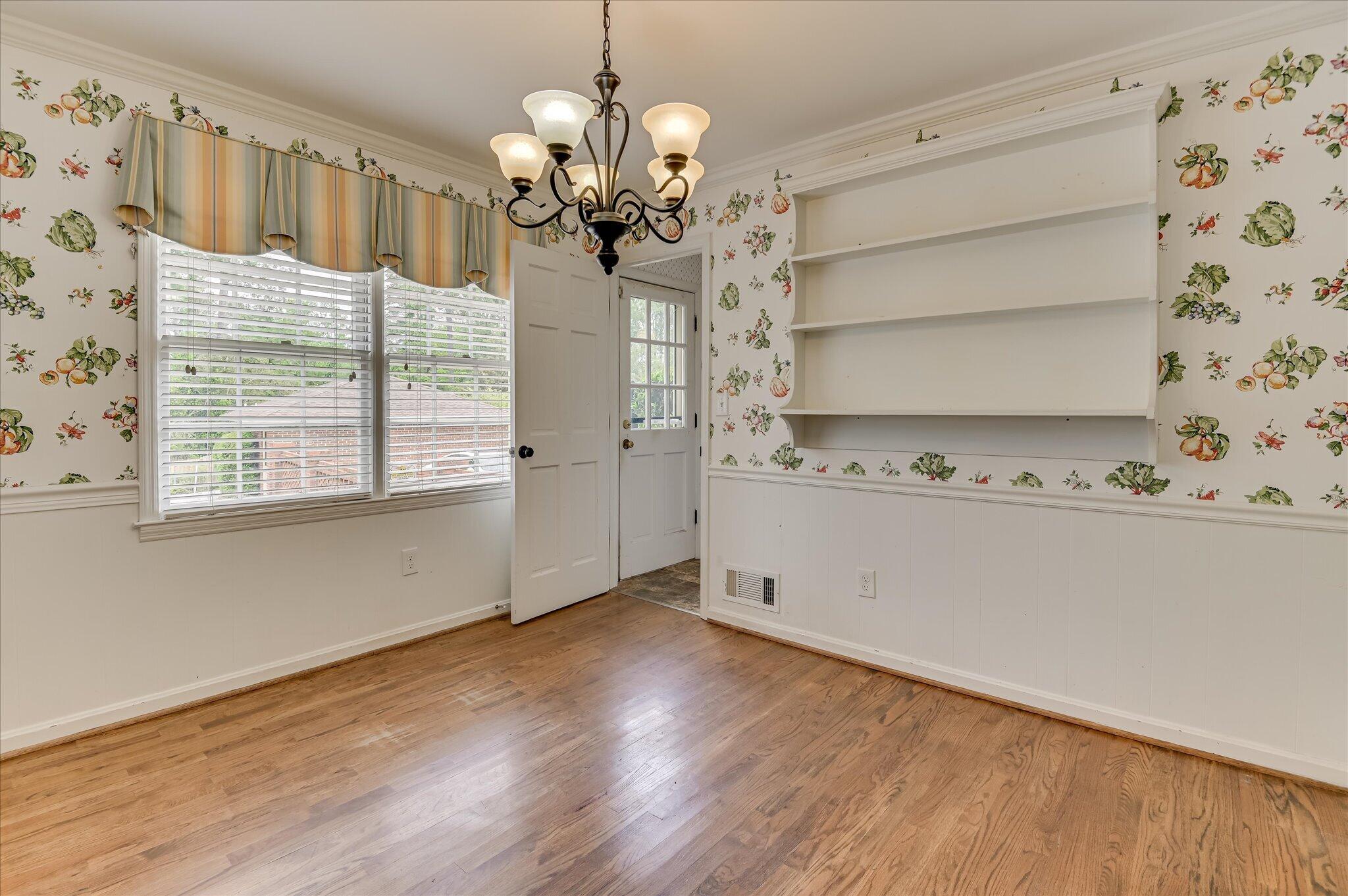 730 Ravenel Road