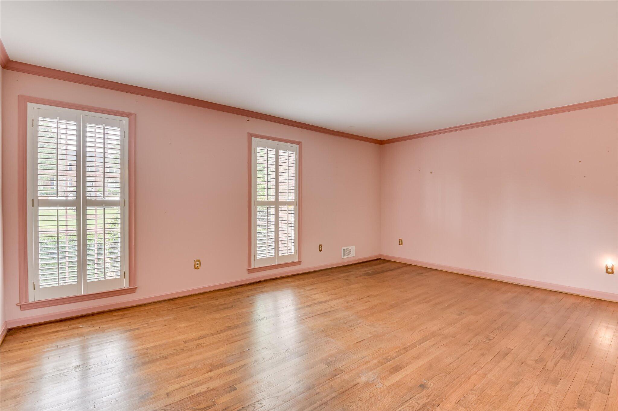 730 Ravenel Road