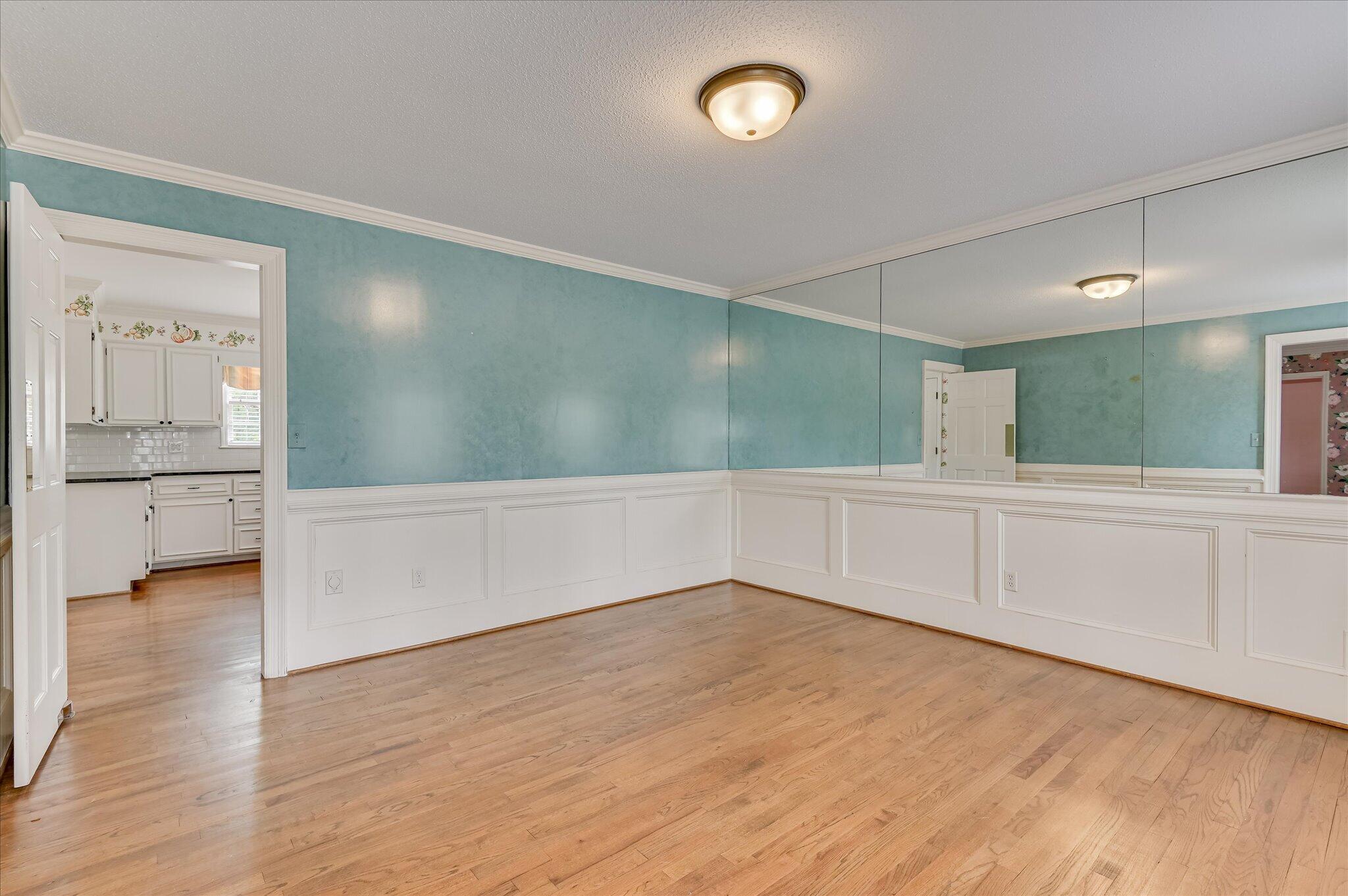 730 Ravenel Road