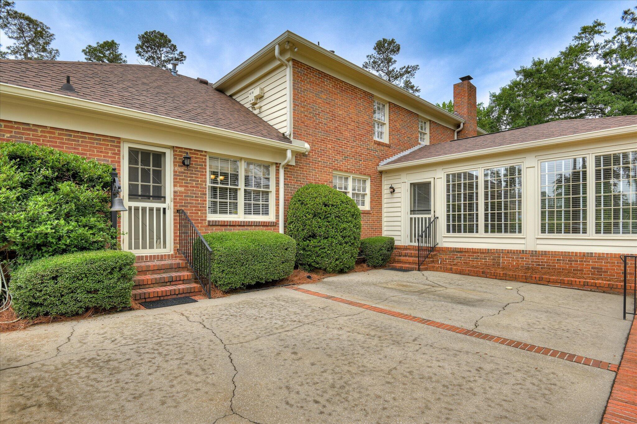 730 Ravenel Road