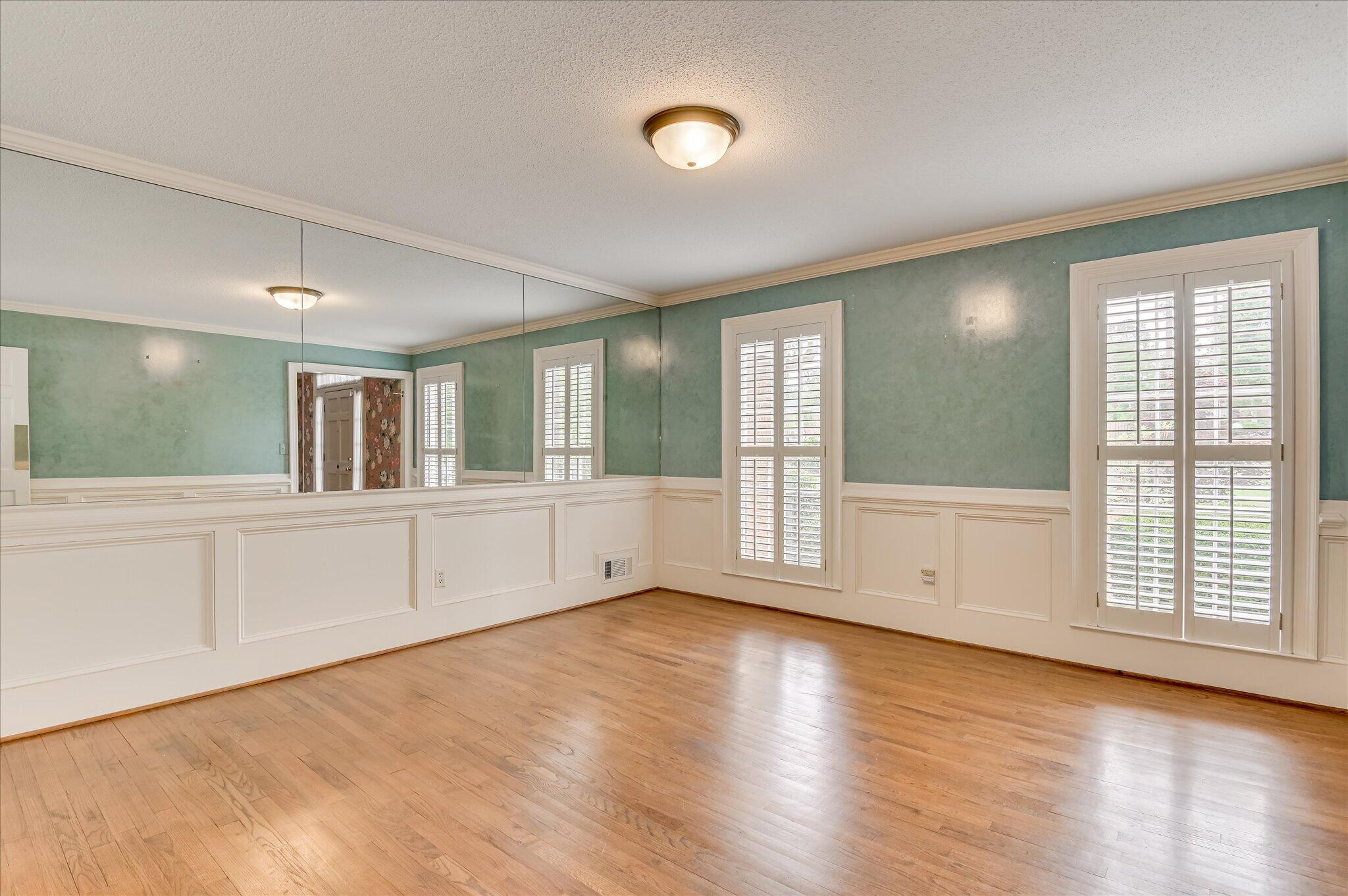 730 Ravenel Road