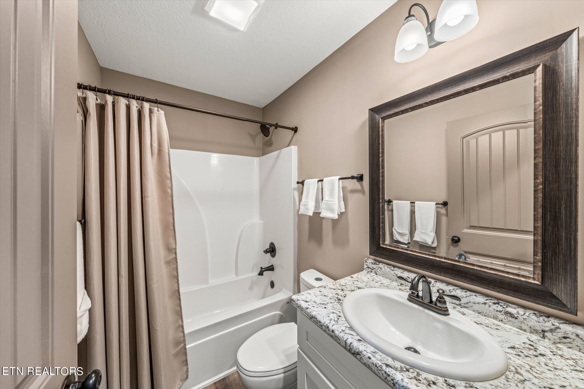 3147 Bridgewater Blvd