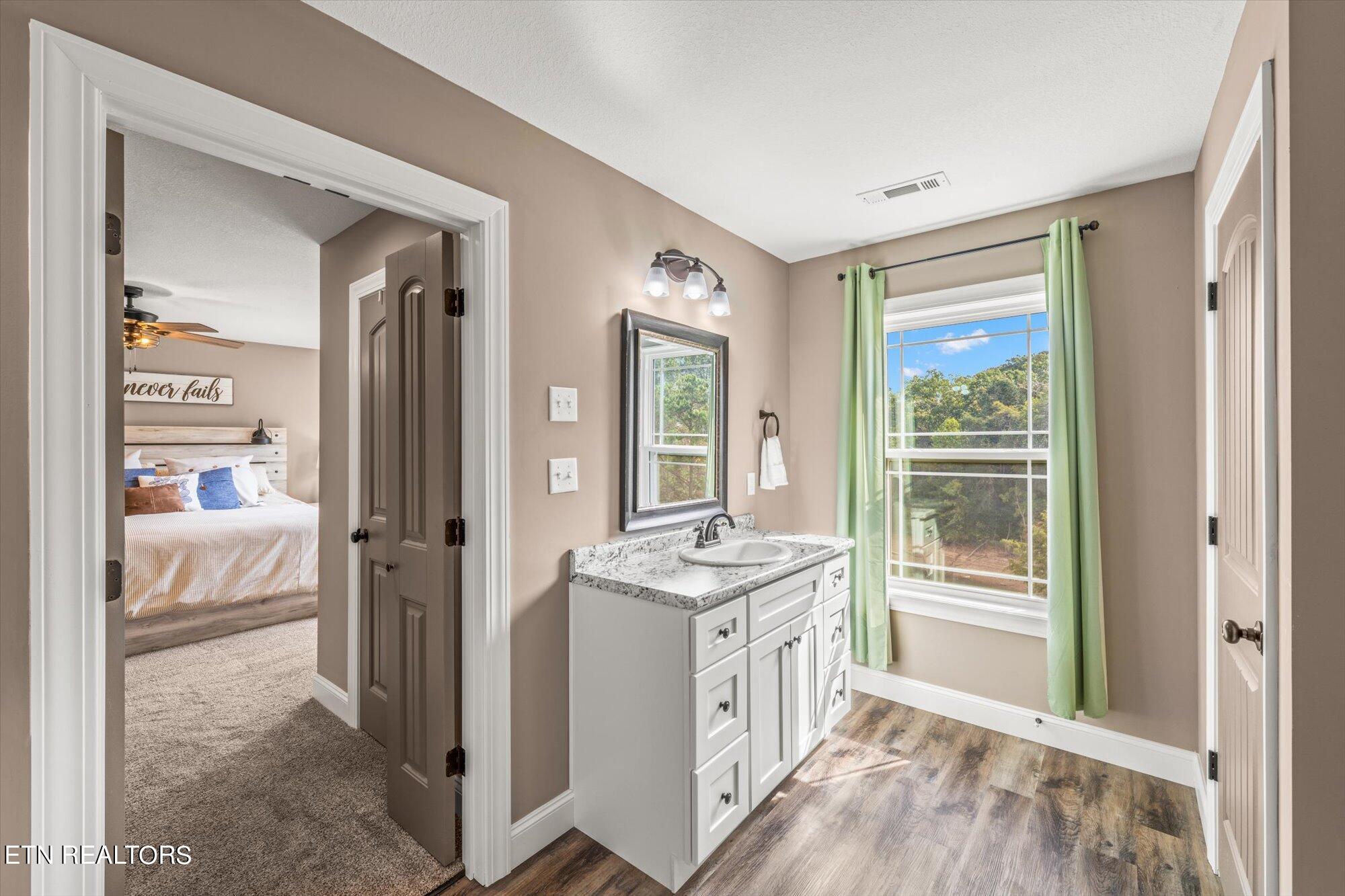 3147 Bridgewater Blvd