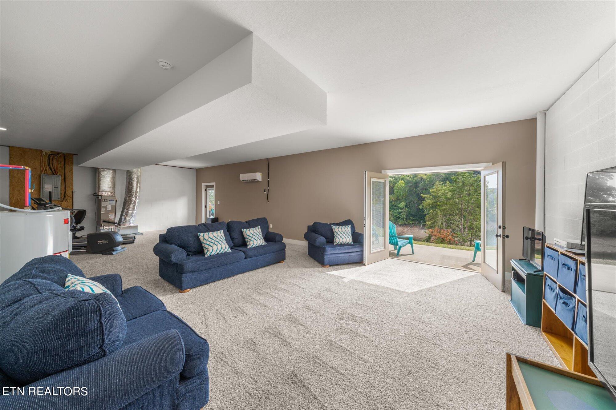 3147 Bridgewater Blvd